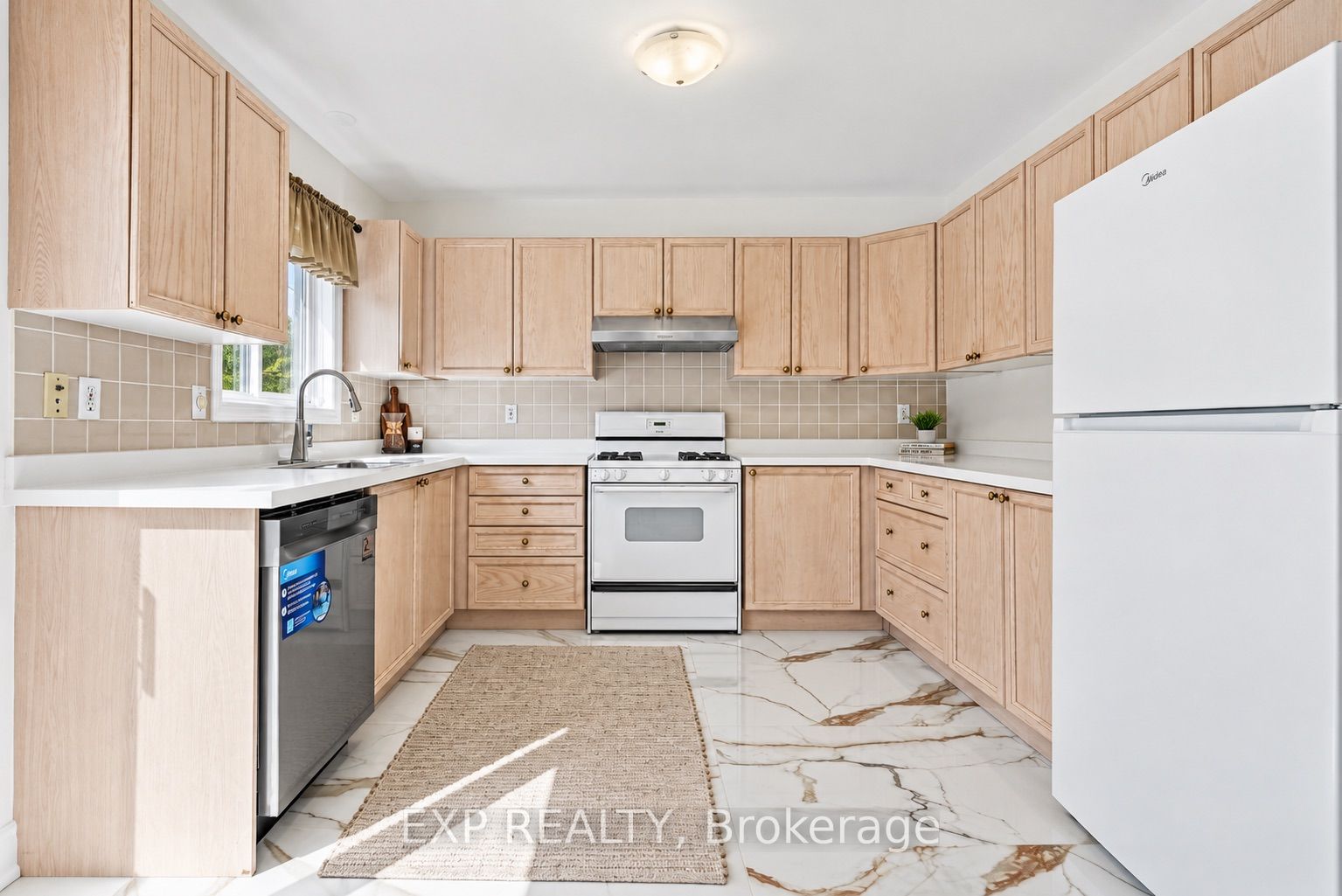 2434 Ralph Street Property Photo 14