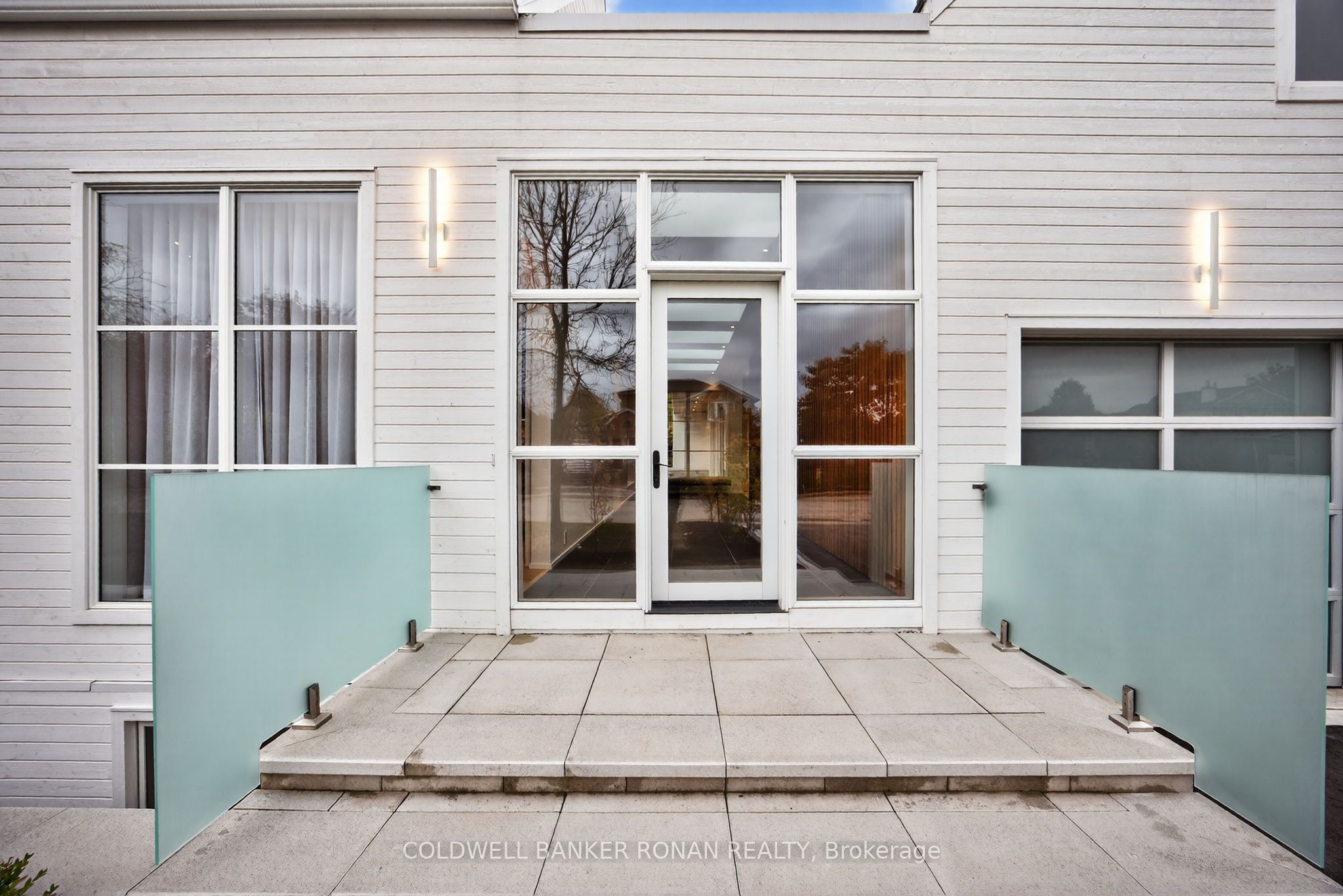 9 Gray Avenue Property Photo 6