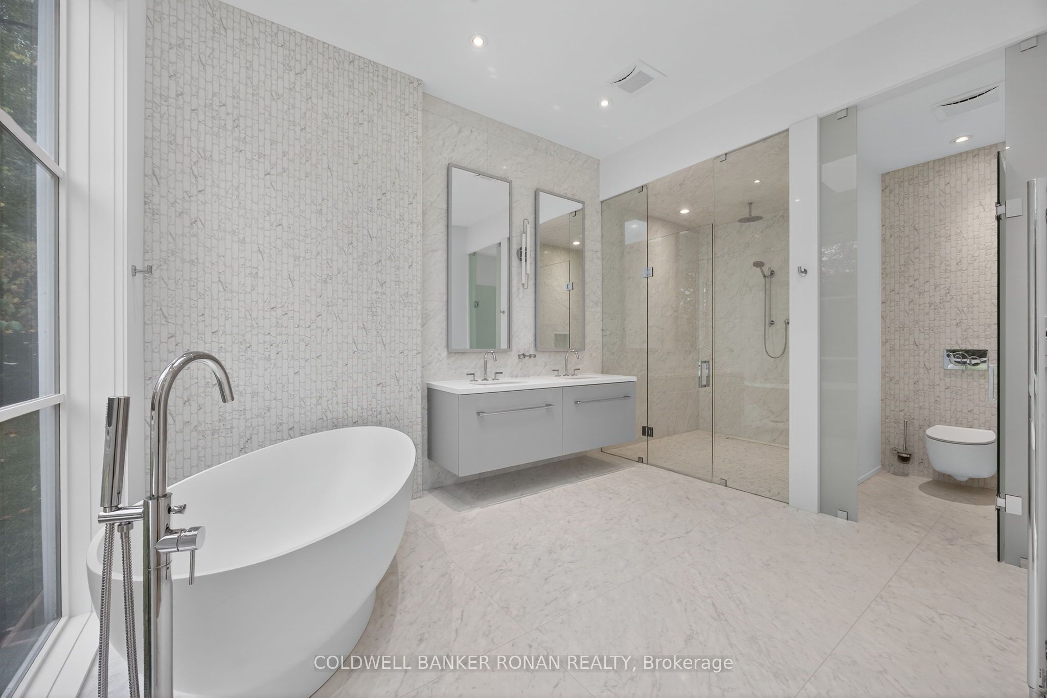 9 Gray Avenue Property Photo 30