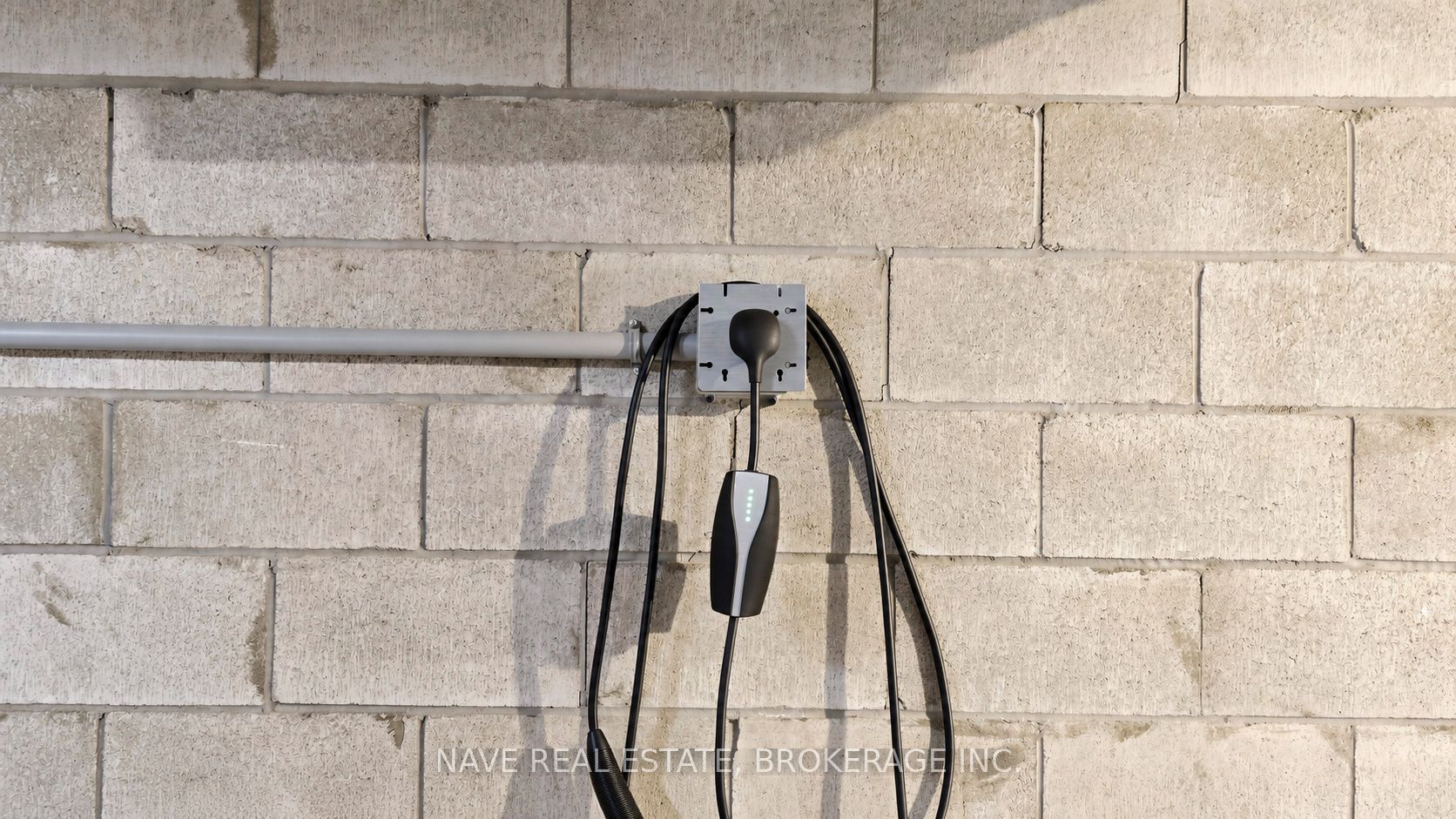 80 Troon Avenue Property Photo 19