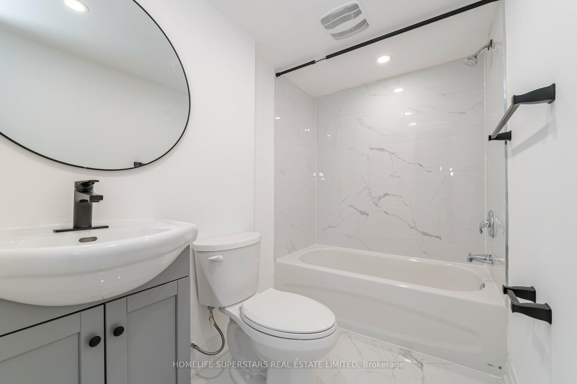 3 New Seabury Drive Property Photo 12