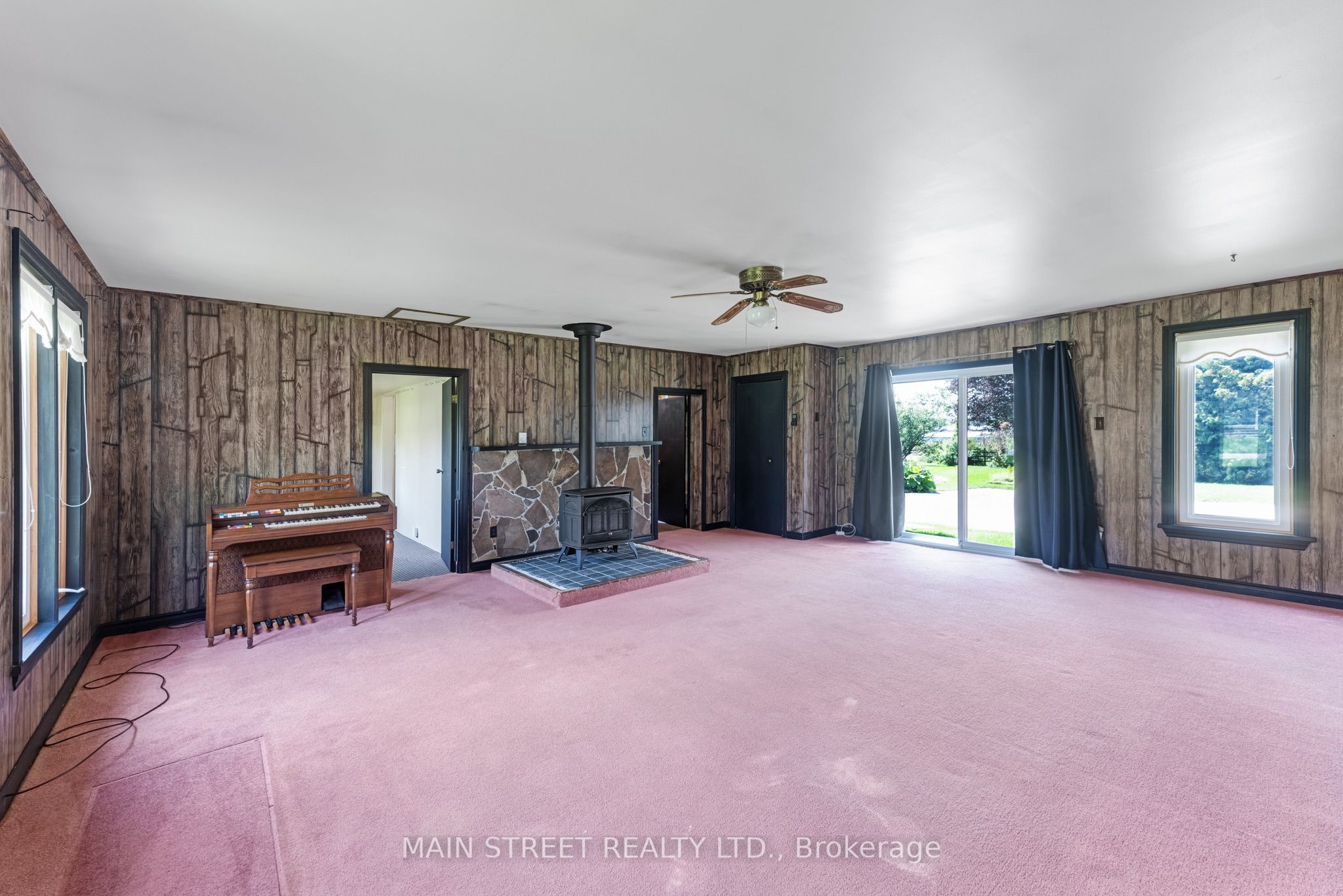 60 Albert Street Property Photo 23