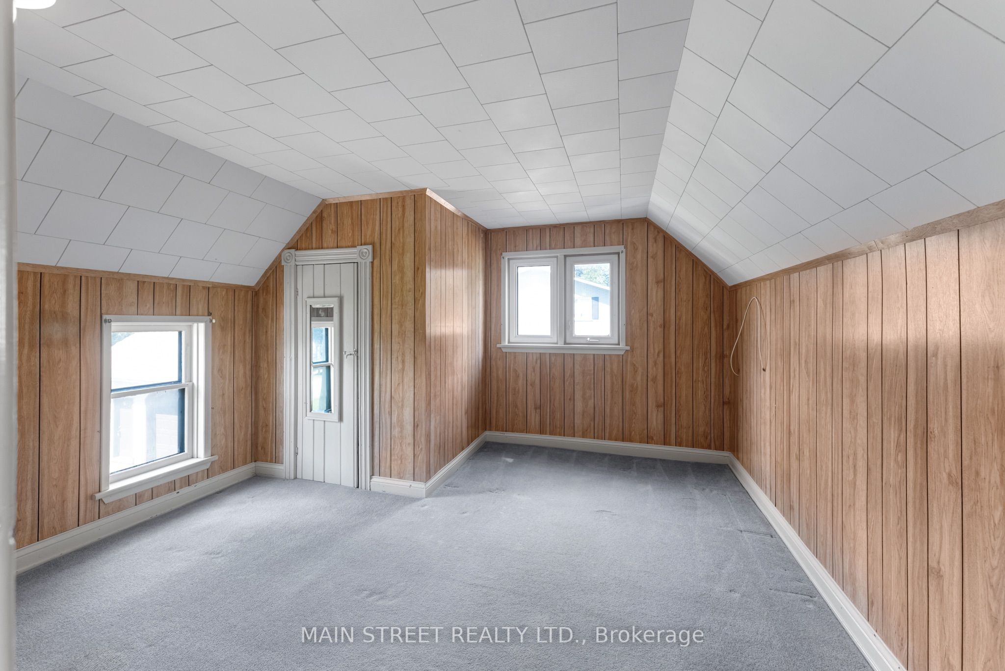 60 Albert Street Property Photo 28