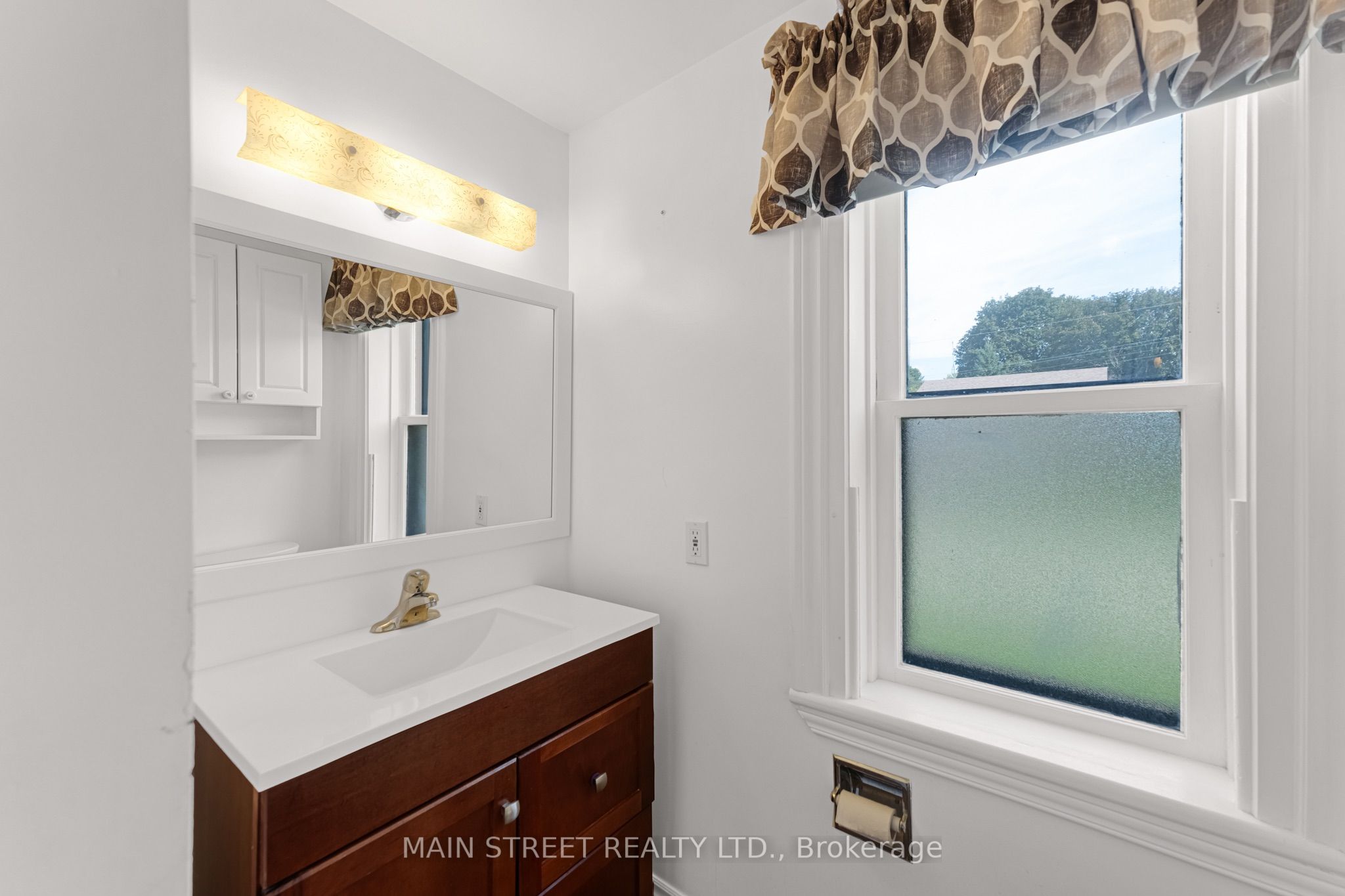 60 Albert Street Property Photo 31