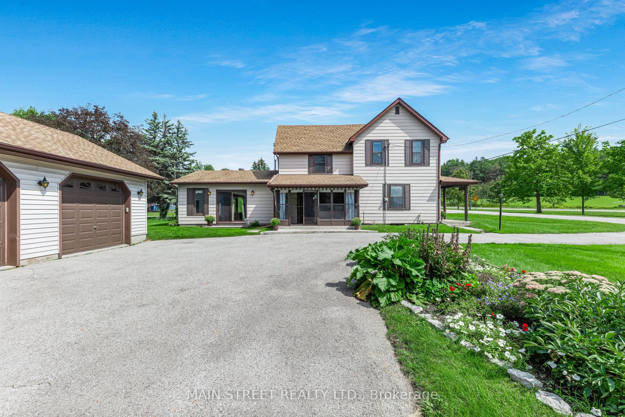 60 Albert Street Property Photo 43