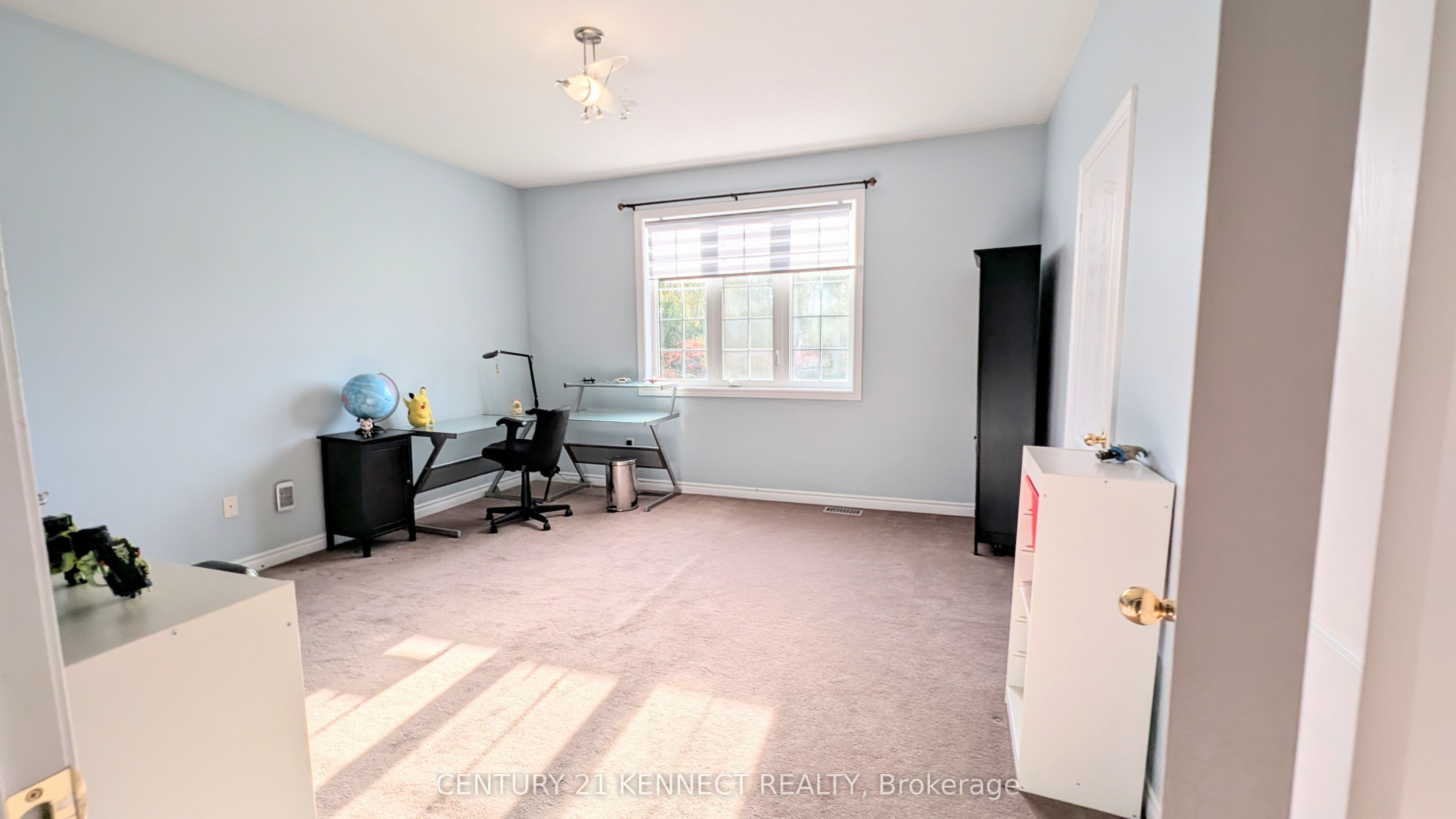 365 Old Colony Road Property Photo 22