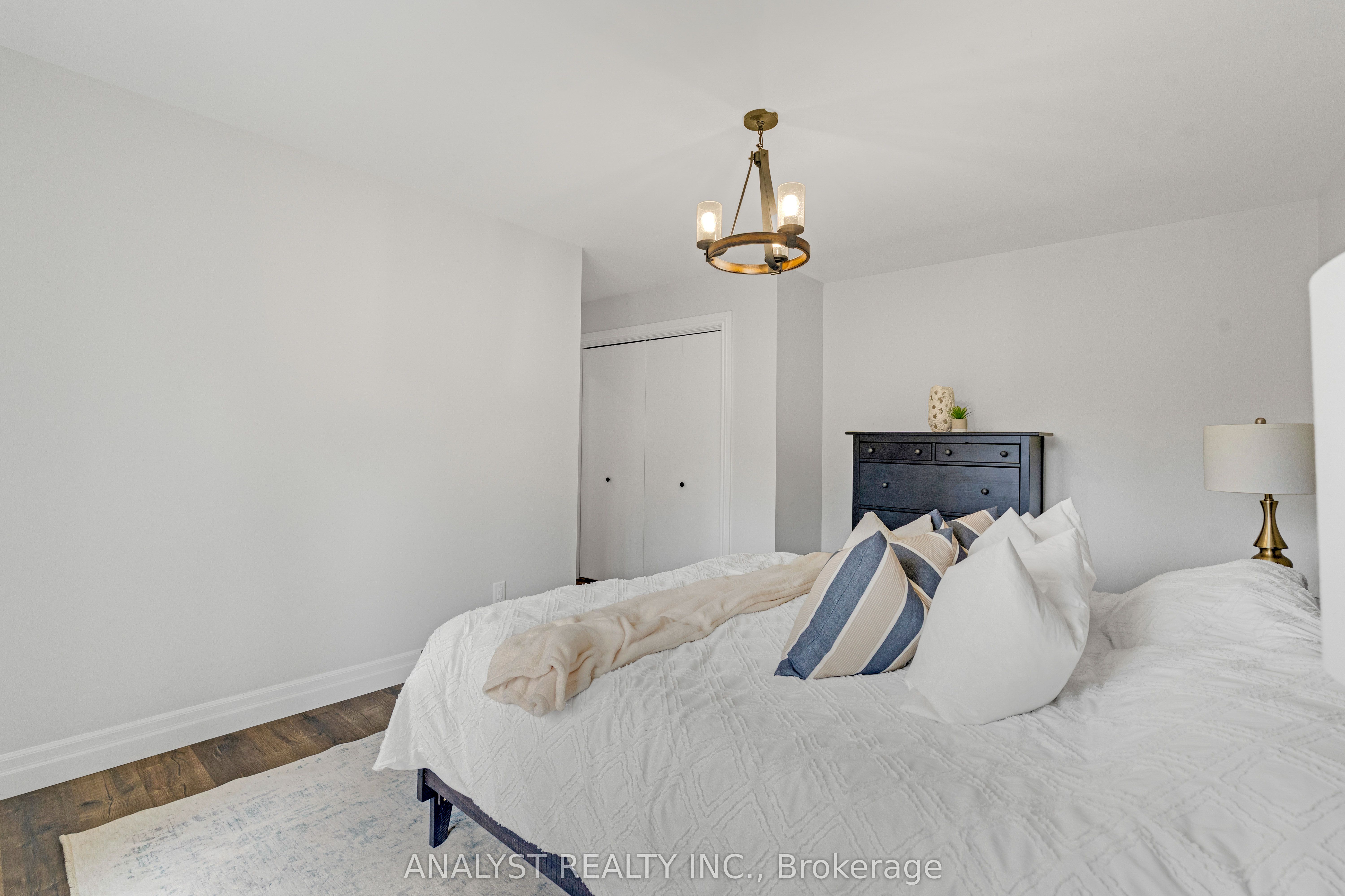 19 Pine Park Boulevard Property Photo 10