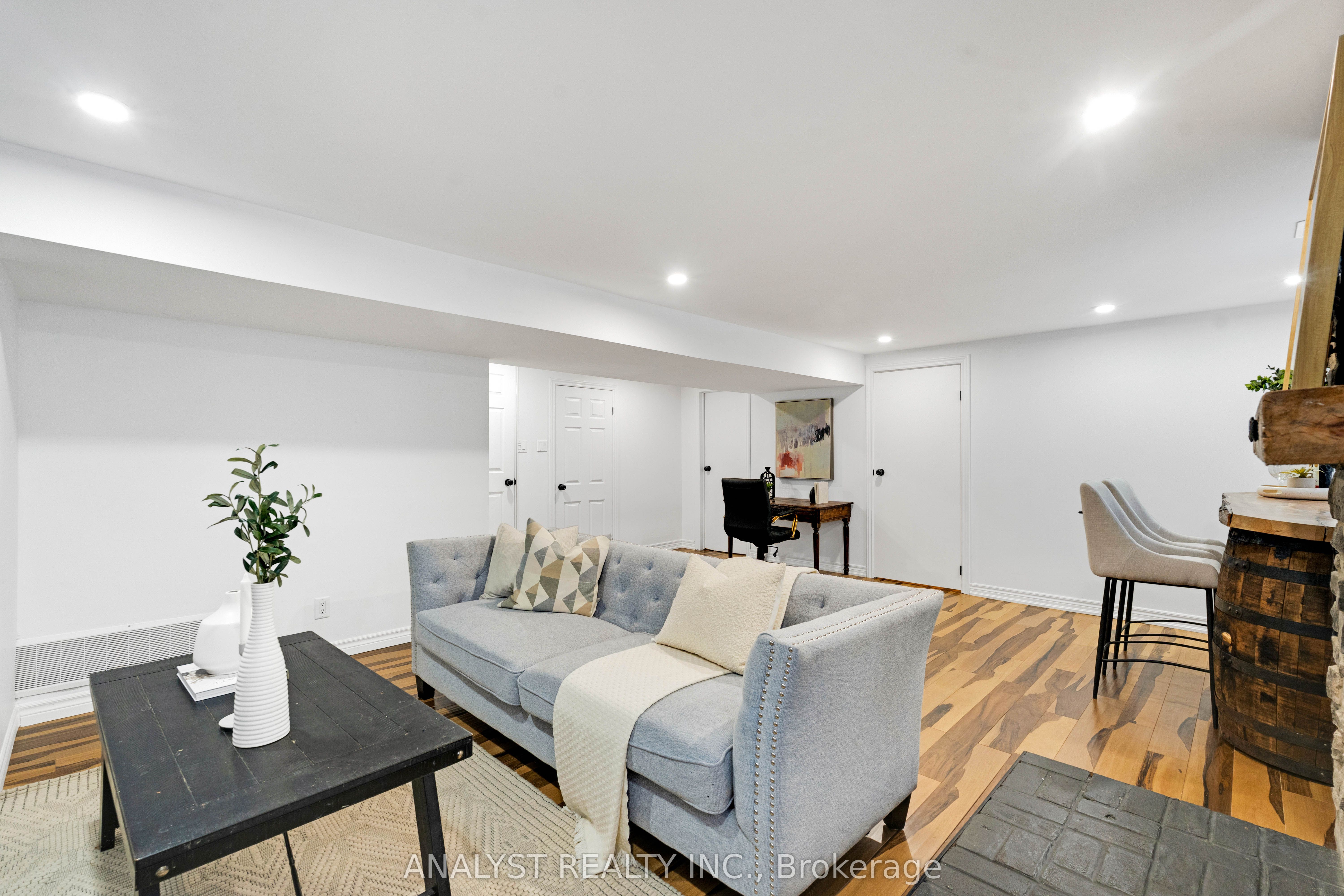 19 Pine Park Boulevard Property Photo 16