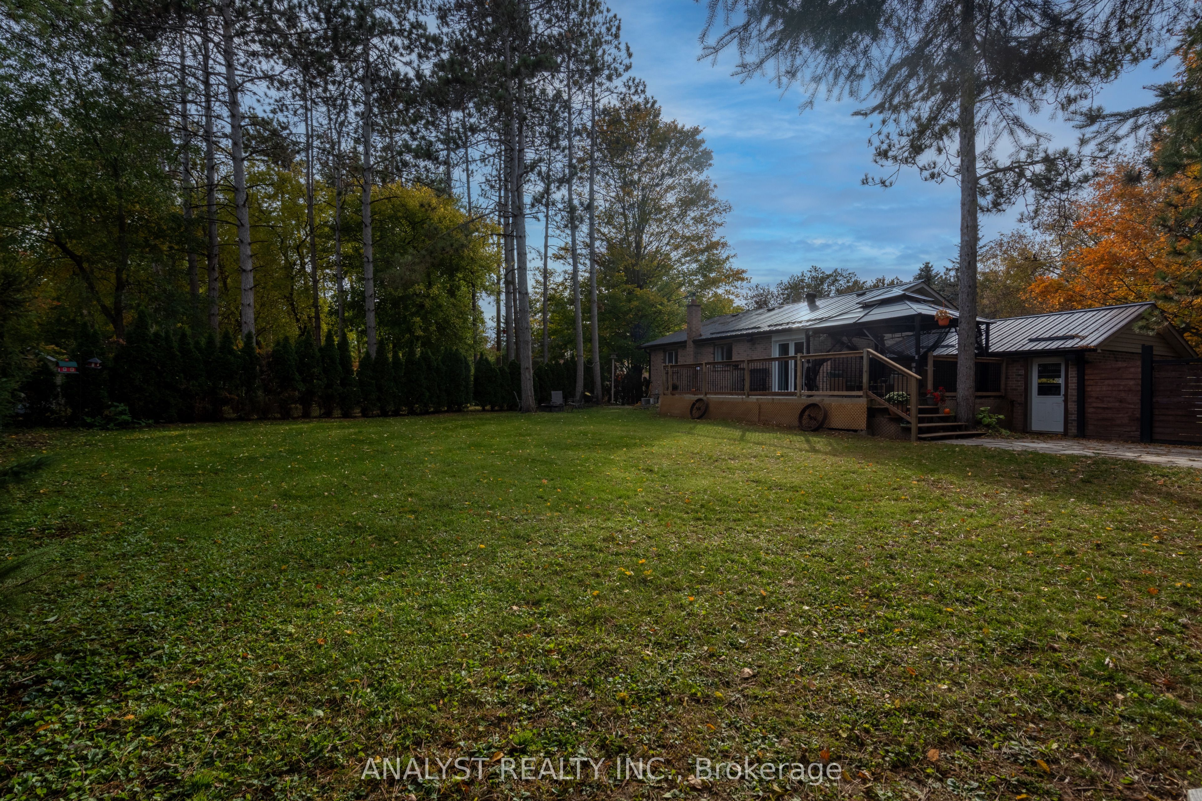 19 Pine Park Boulevard Property Photo 25