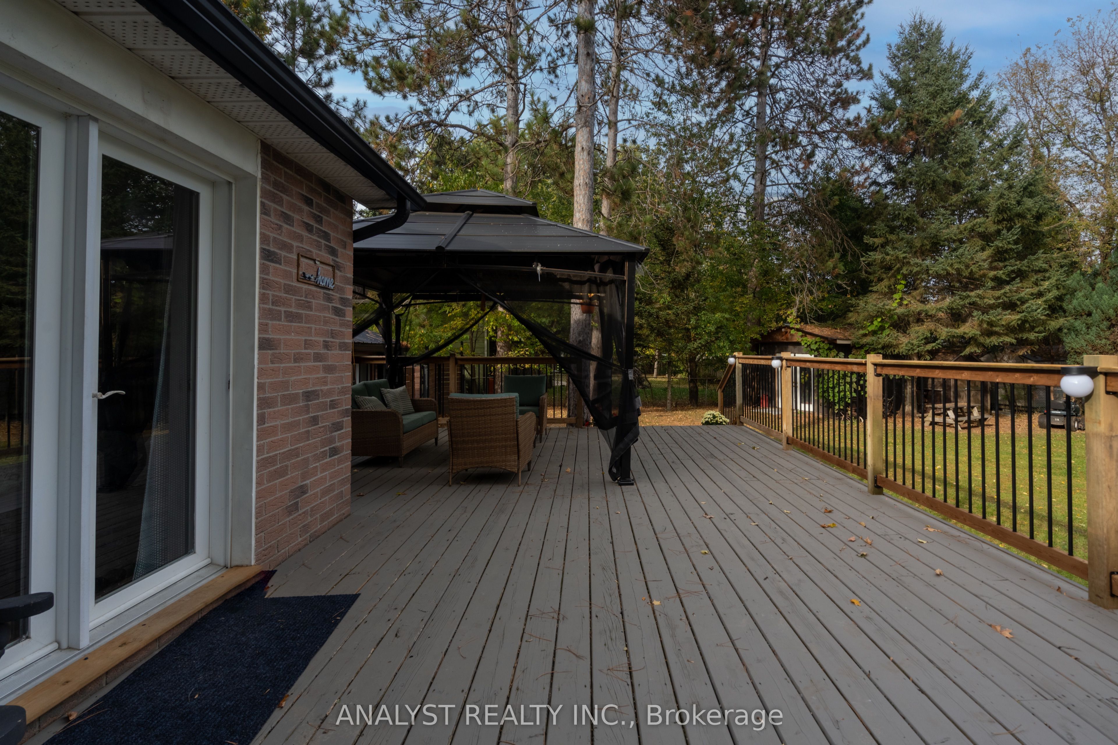 19 Pine Park Boulevard Property Photo 31