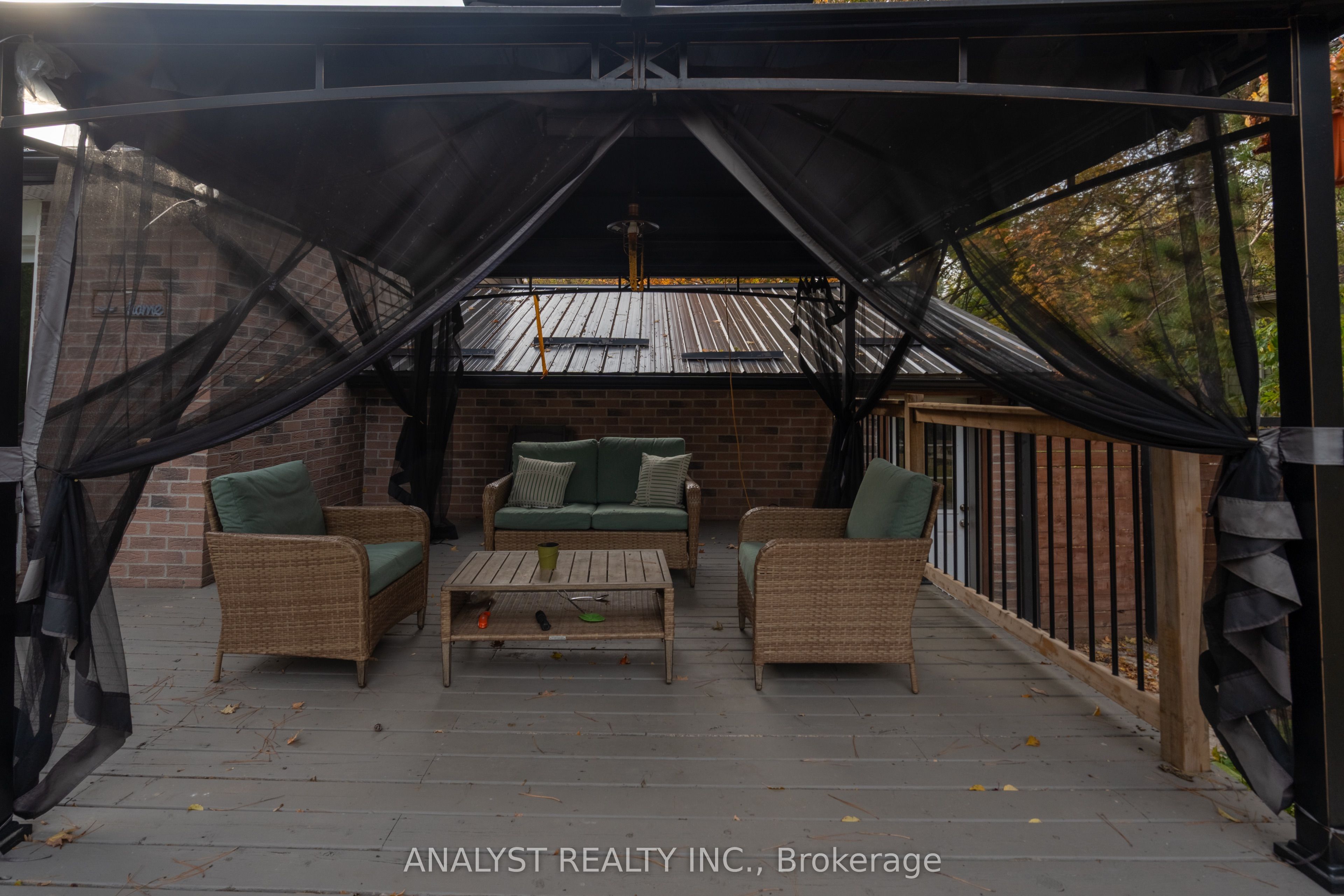 19 Pine Park Boulevard Property Photo 33