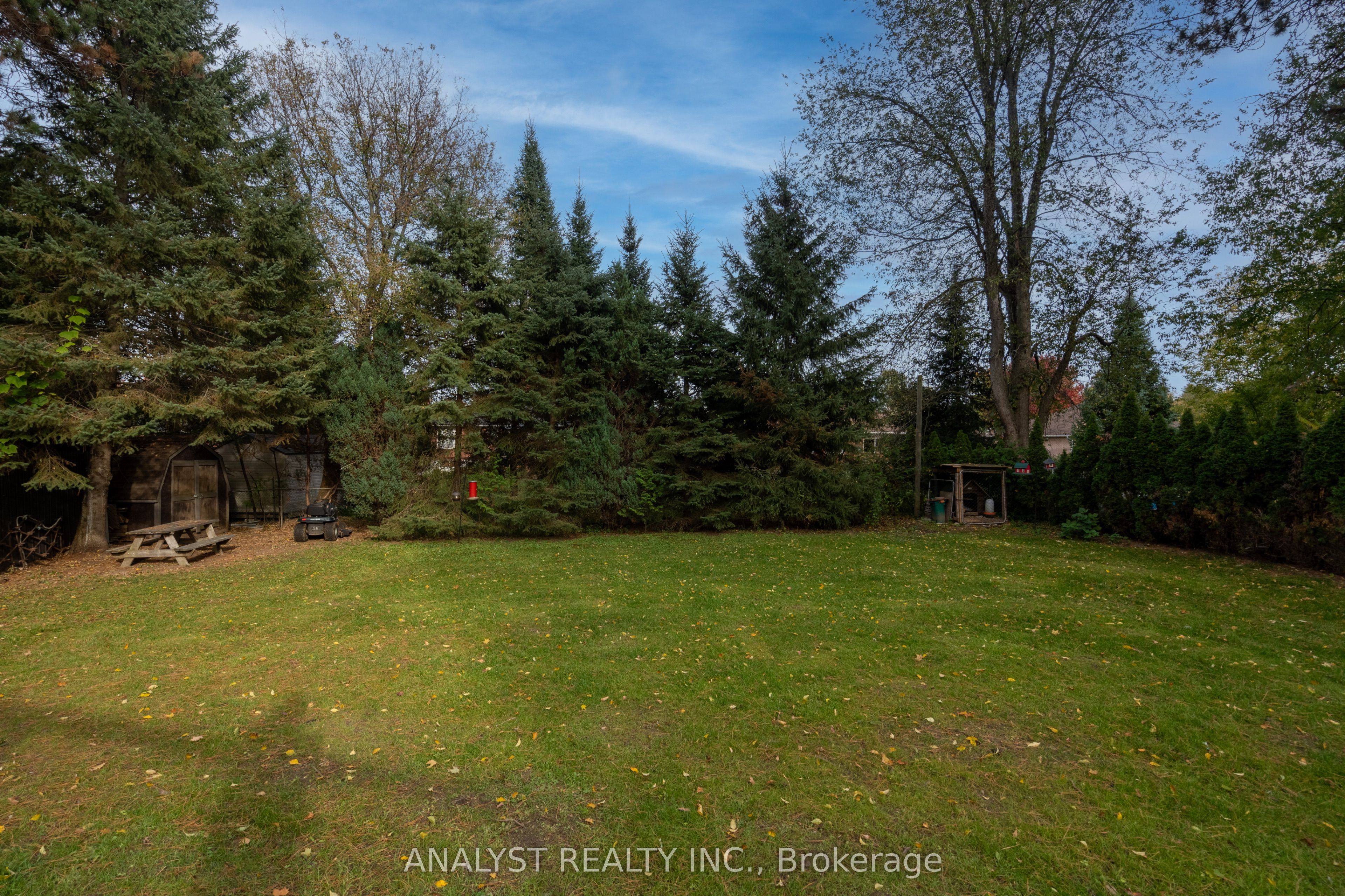 19 Pine Park Boulevard Property Photo 35