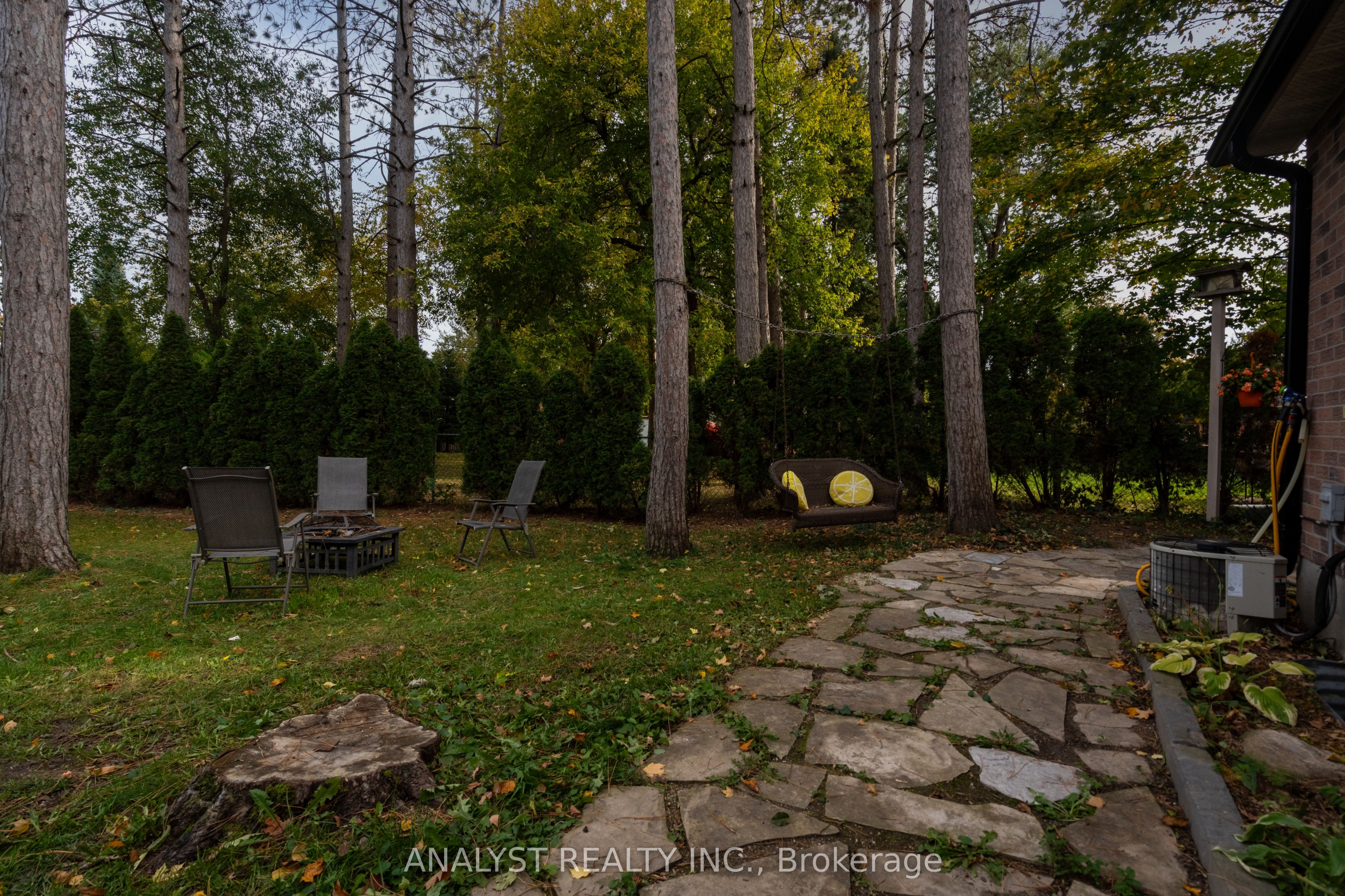 19 Pine Park Boulevard Property Photo 36