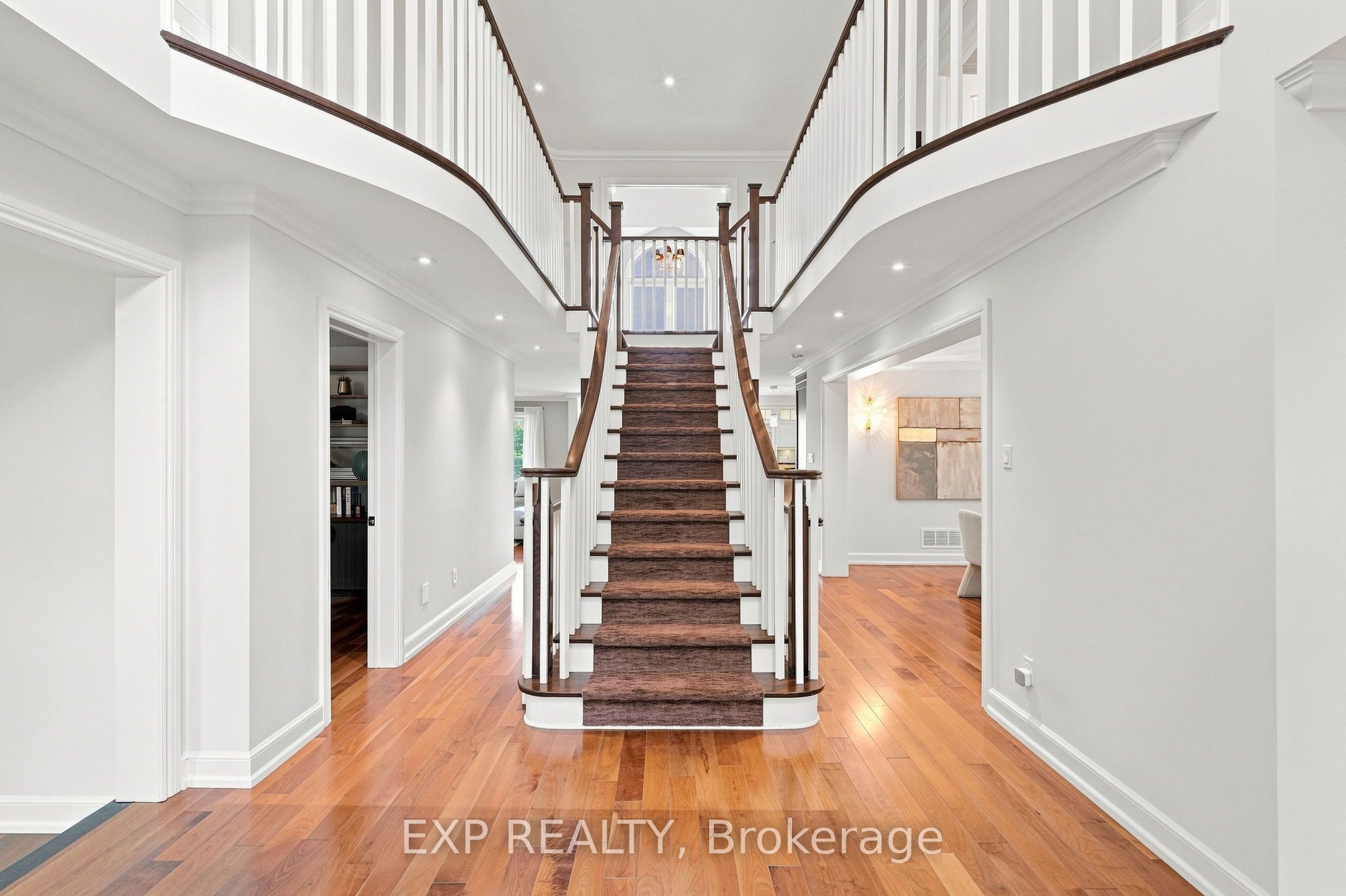 655 Culler Mews Property Photo 4