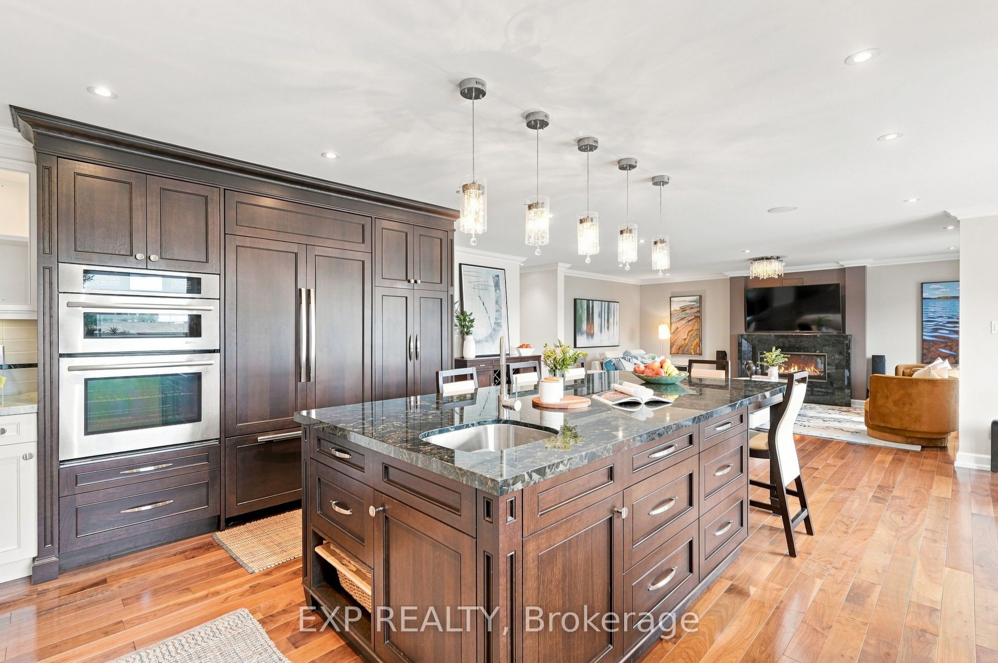 655 Culler Mews Property Photo 18