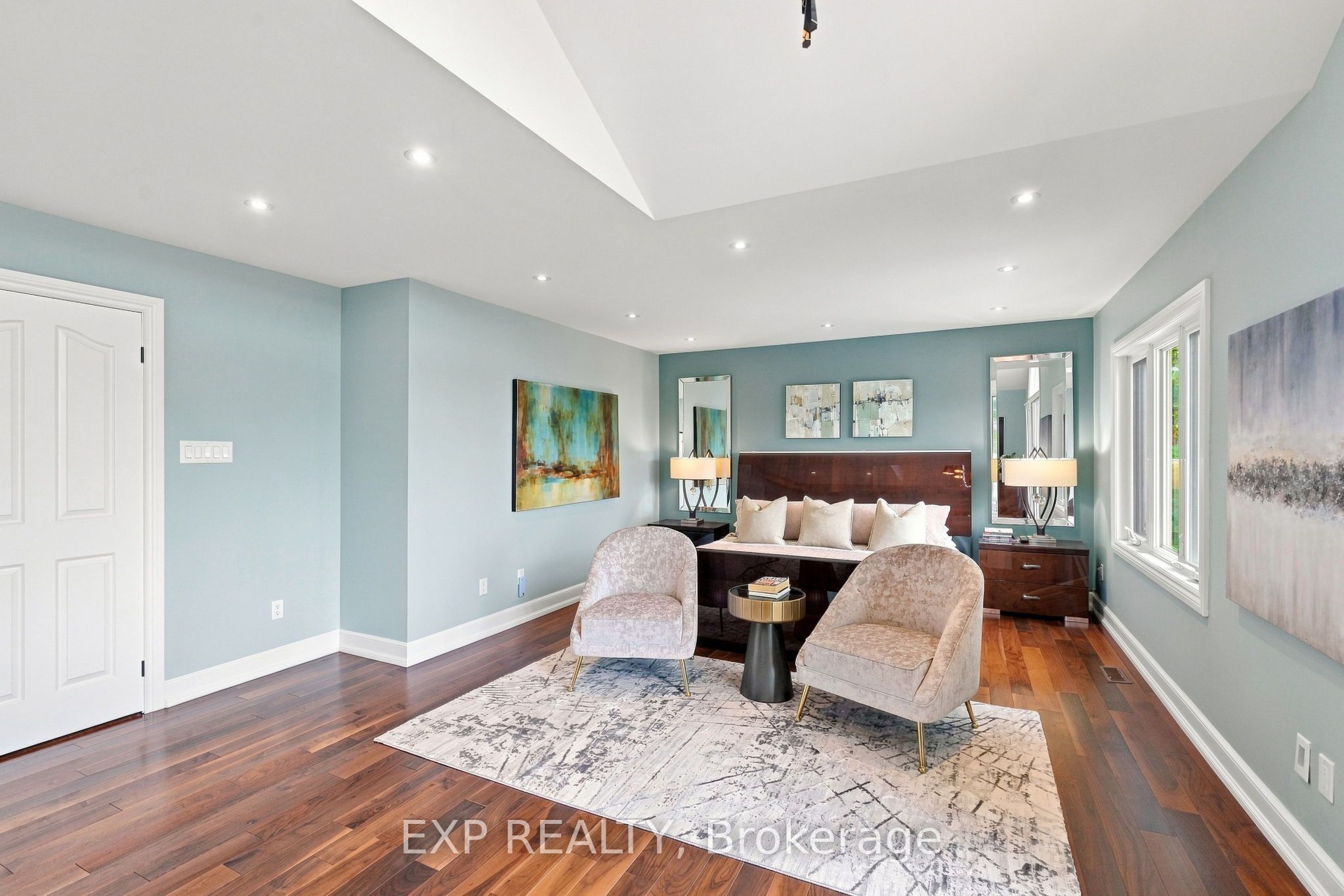 655 Culler Mews Property Photo 21