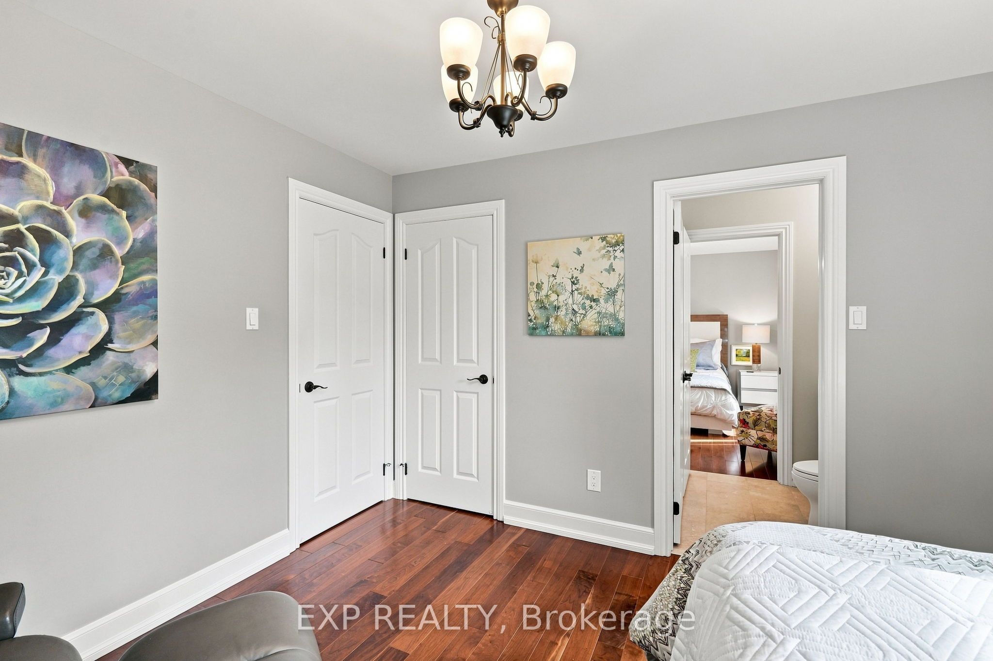 655 Culler Mews Property Photo 35