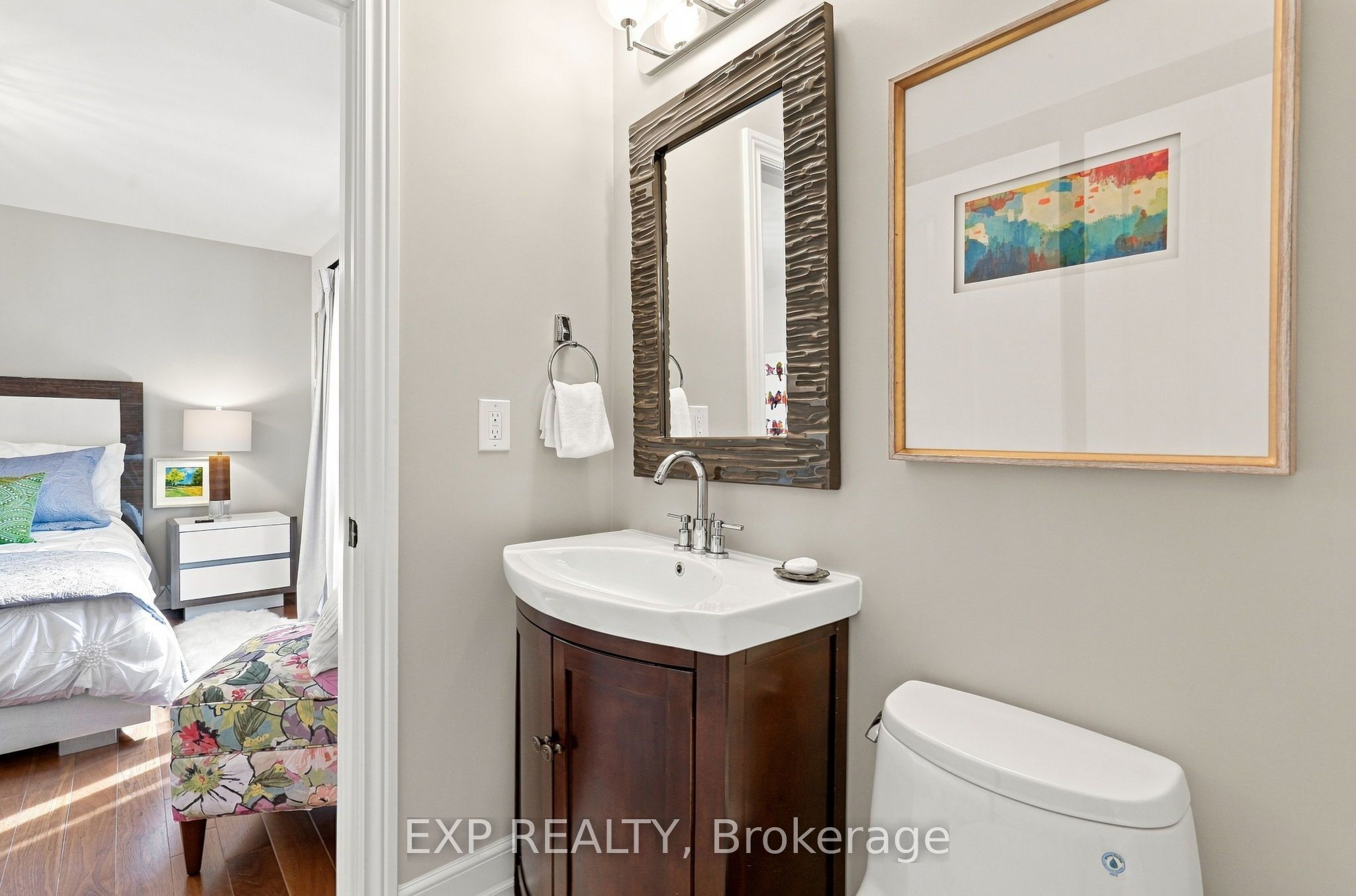 655 Culler Mews Property Photo 36