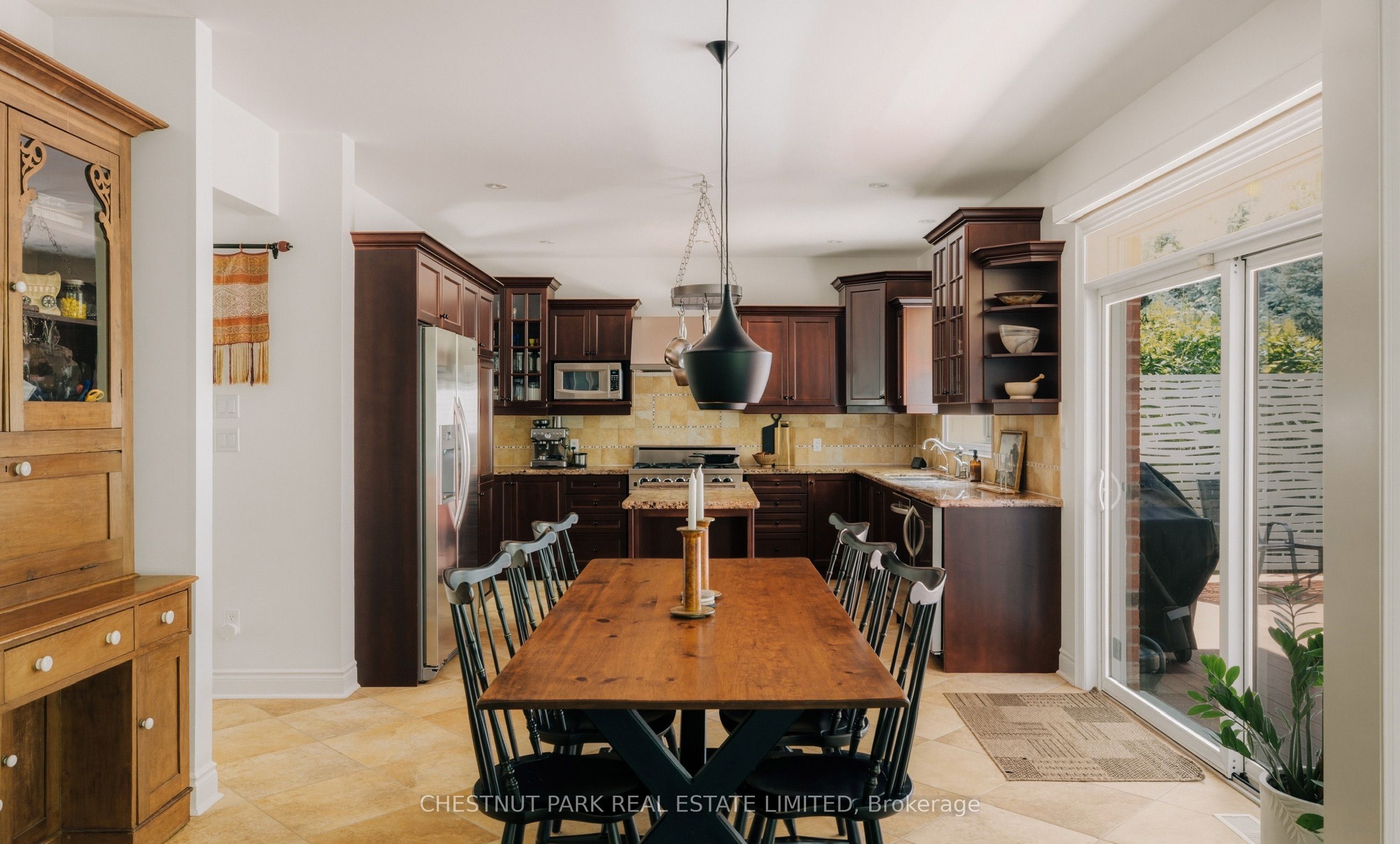 8 Cyril Richardson Court Property Photo 8
