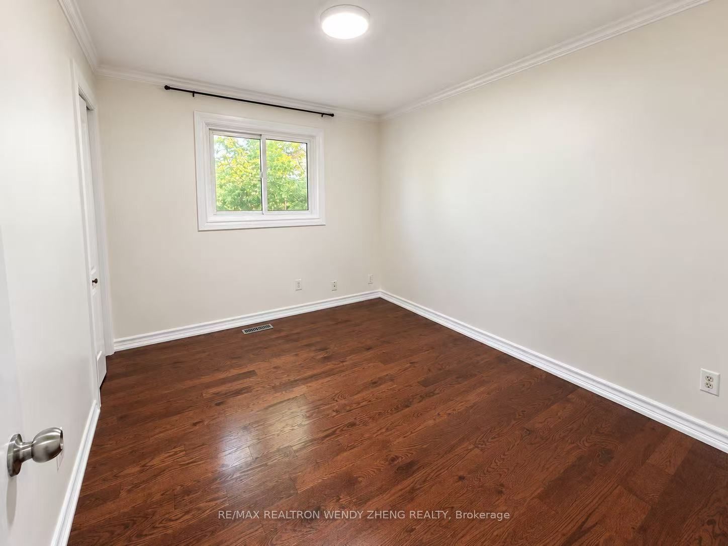 16 Sir Constantine Drive Main Property Photo 6