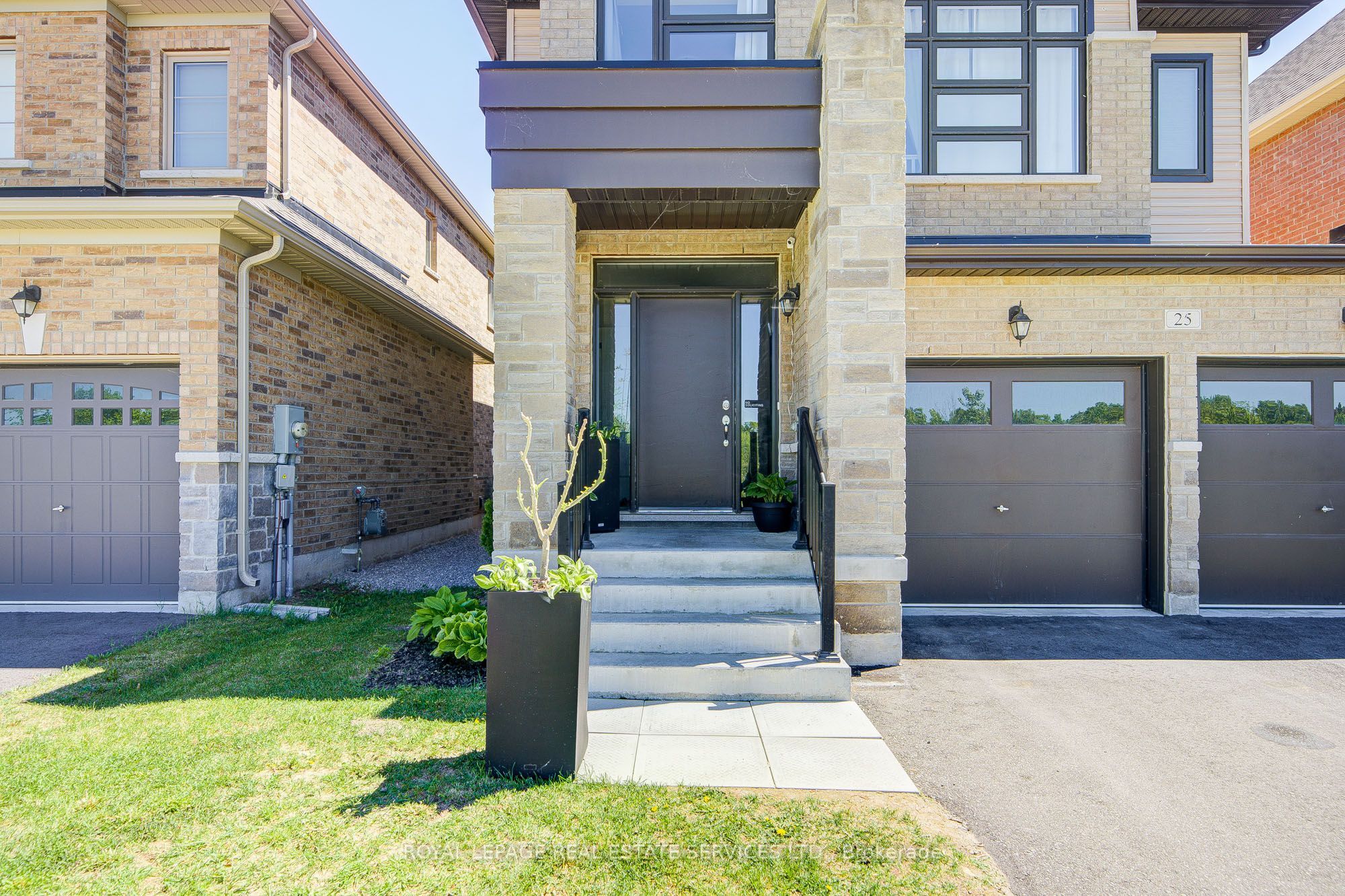 25 Garrett Styles Drive Property Photo 3