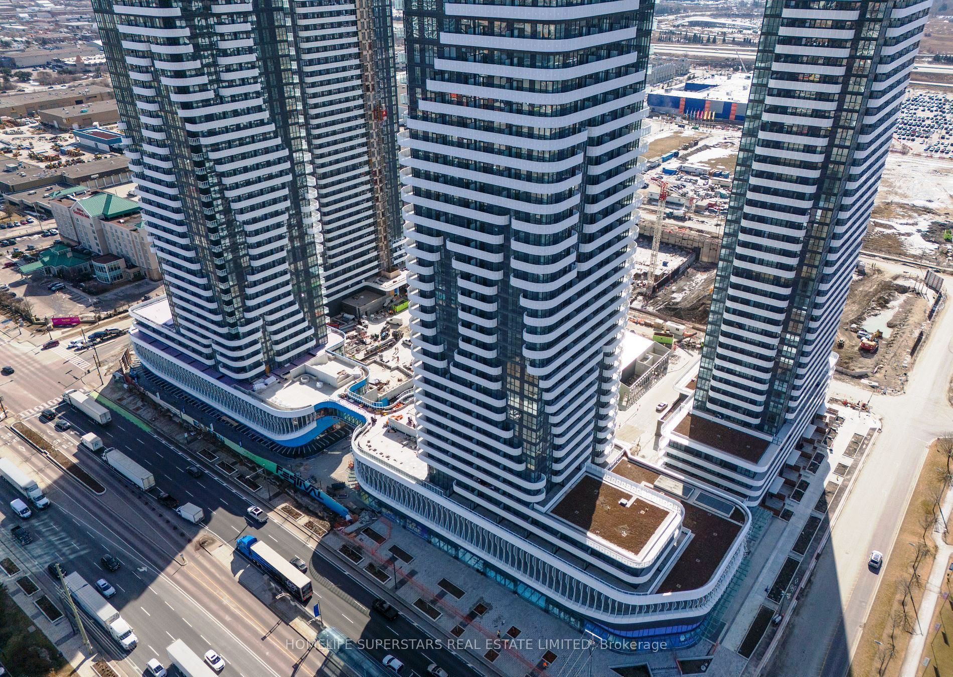 225 Commerce Street 5815 Property Photo 25