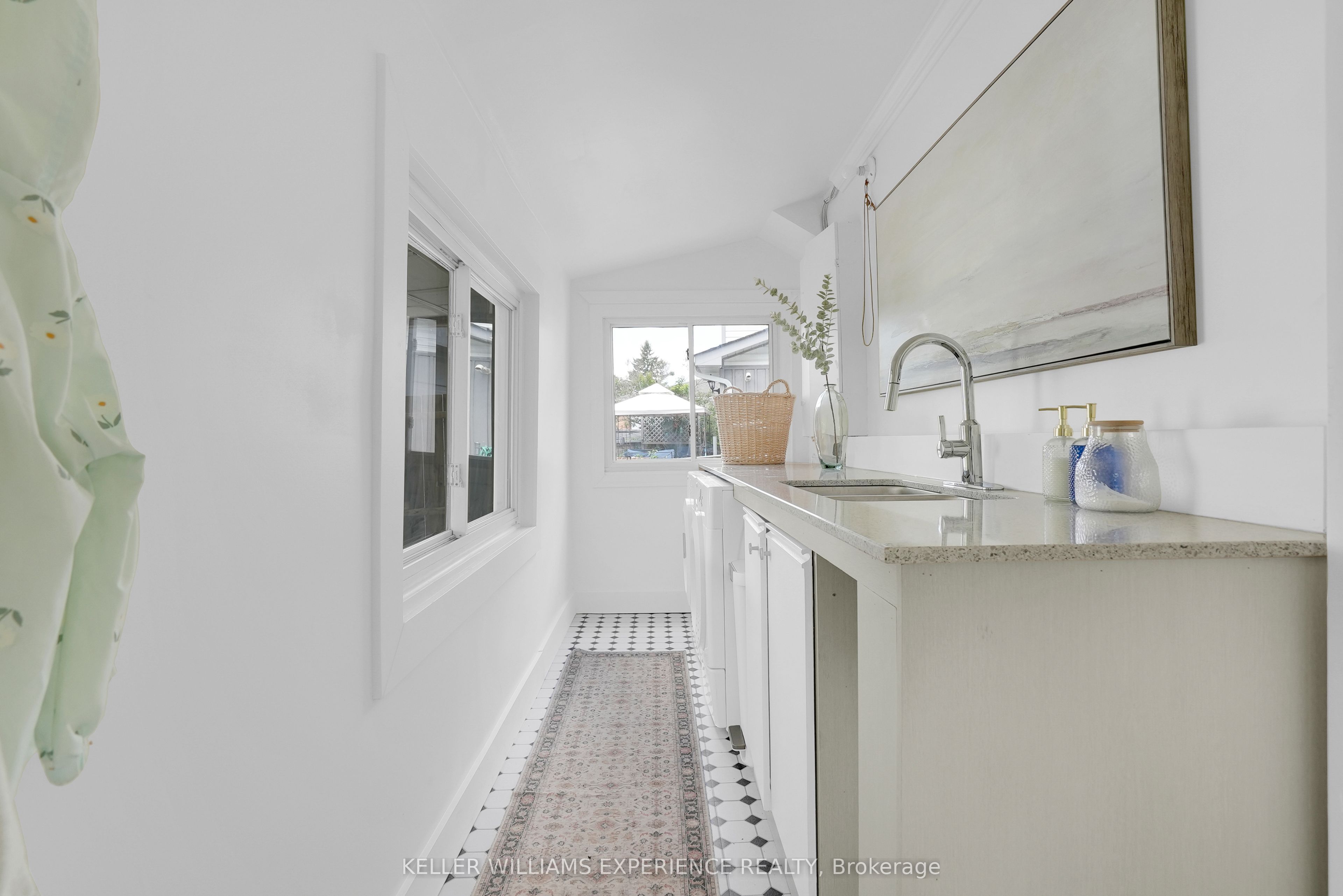 353 Church Street Property Photo 19