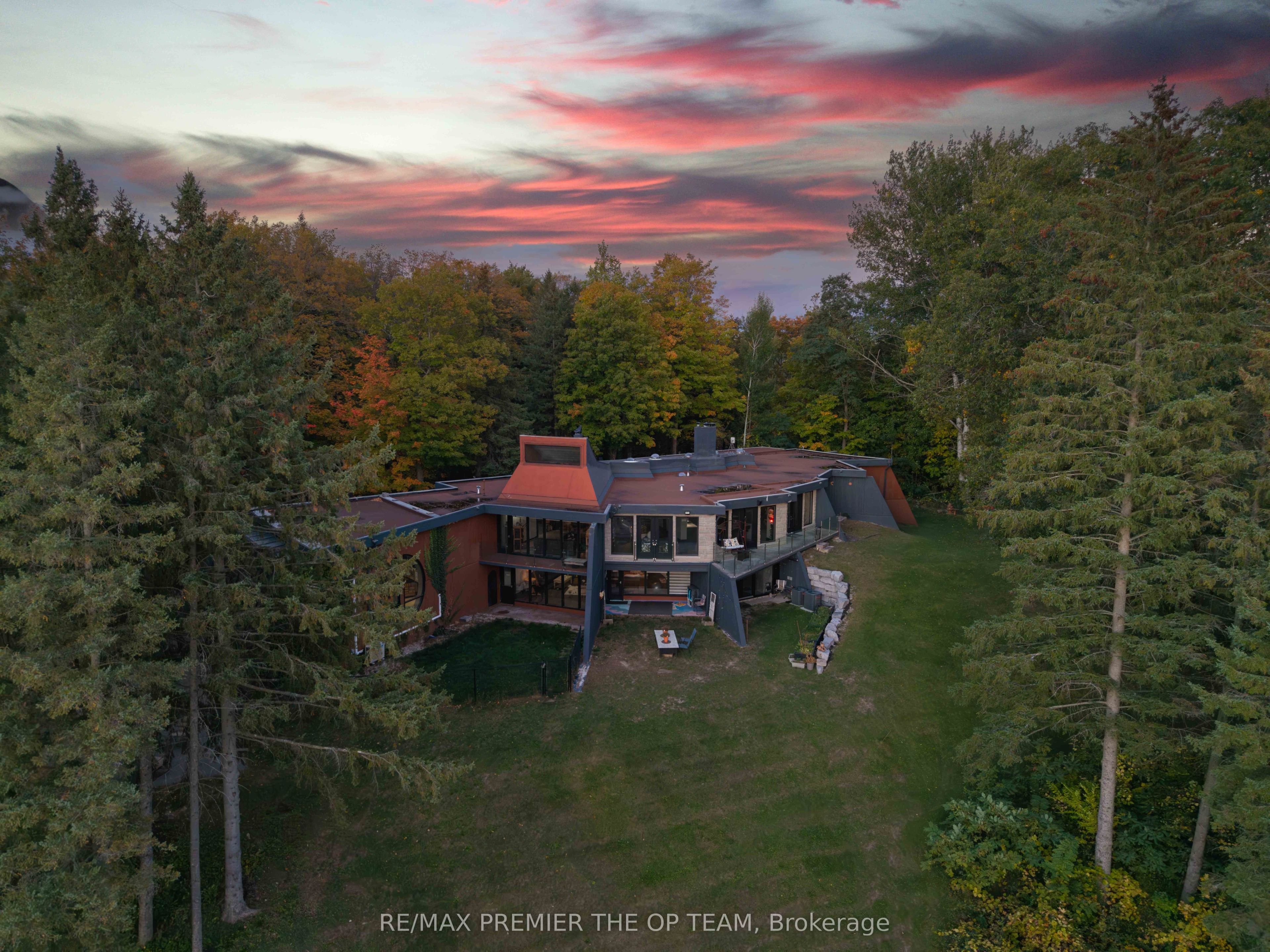 13280 7th Concession Property Photo 1