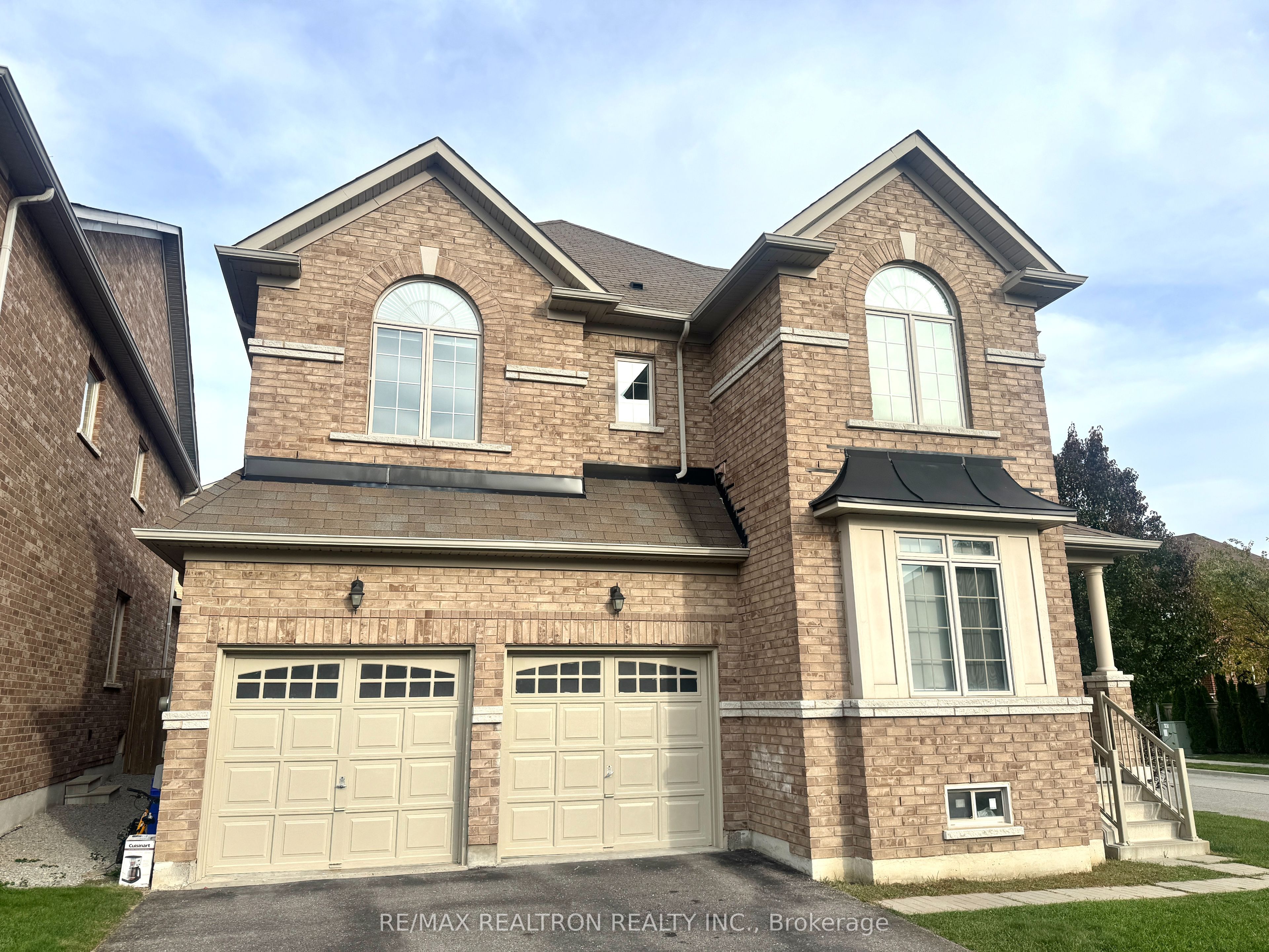 1306 Blencowe Crescent Property Photo 1