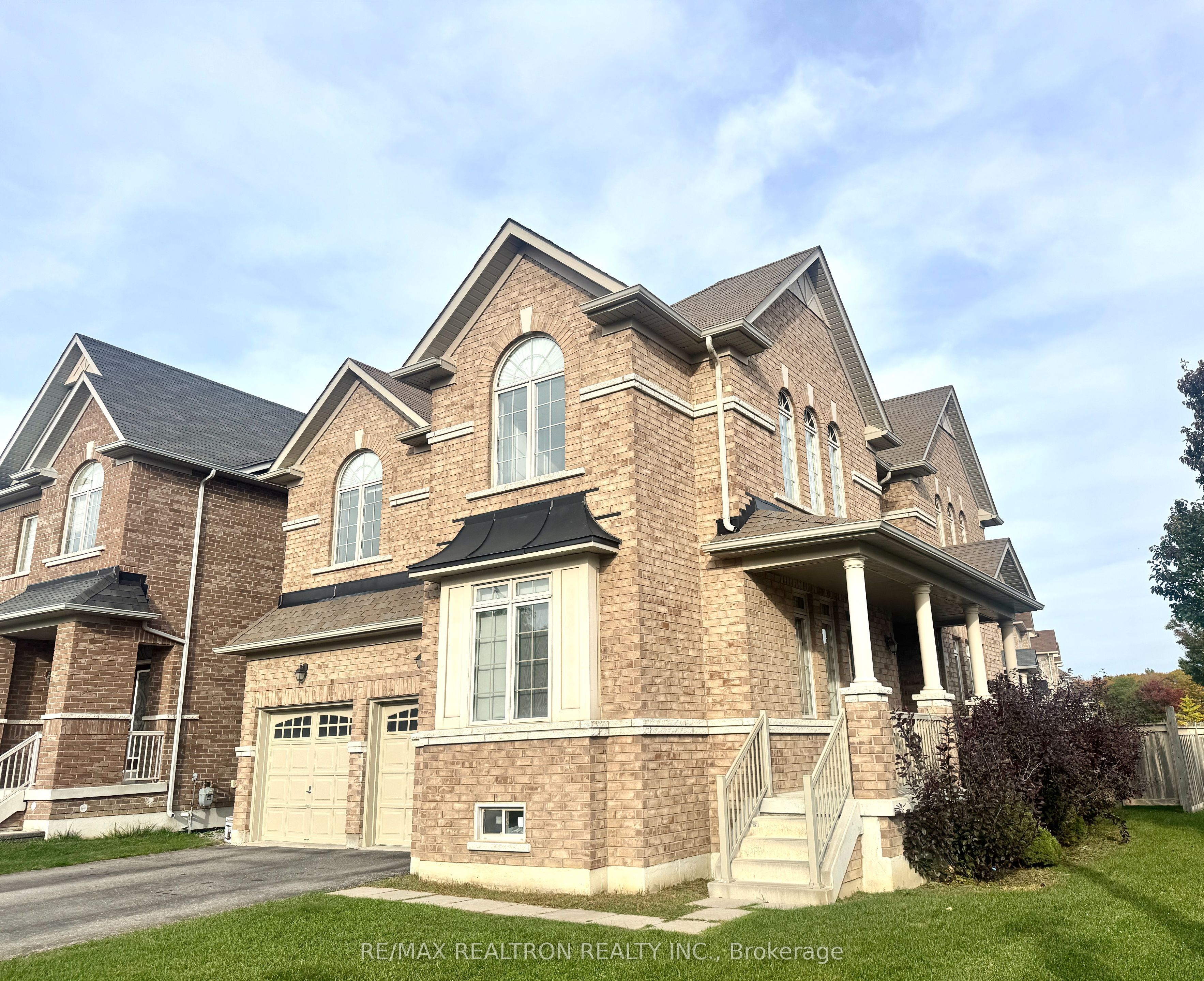1306 Blencowe Crescent Property Photo 3