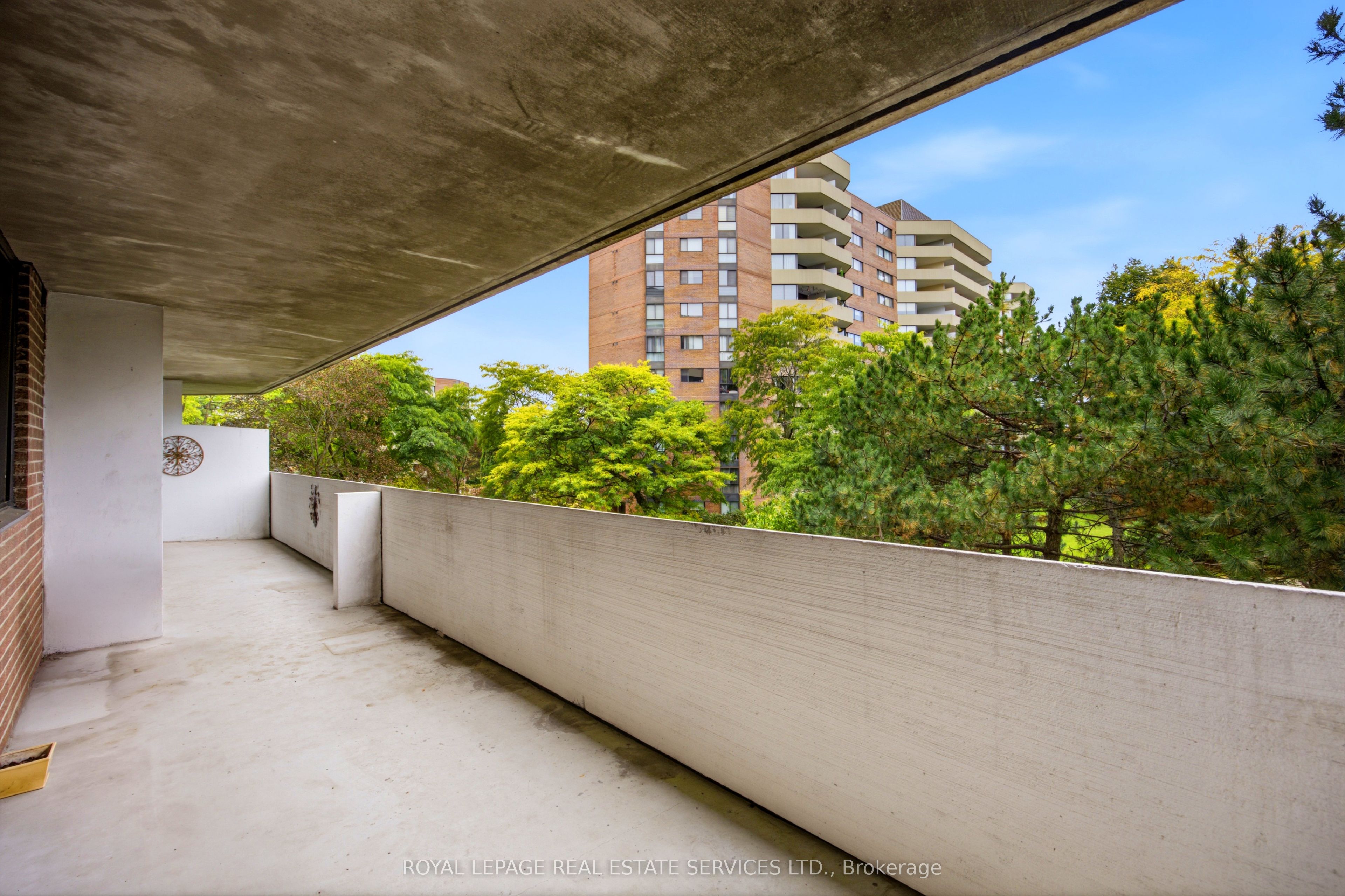 40 Baif Boulevard 313 Property Photo 37