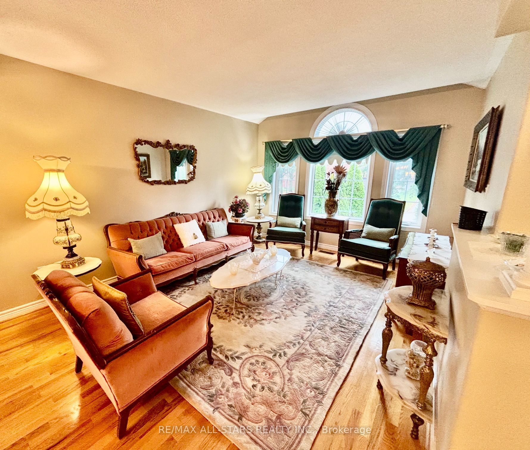 87 Lori Avenue Property Photo 8