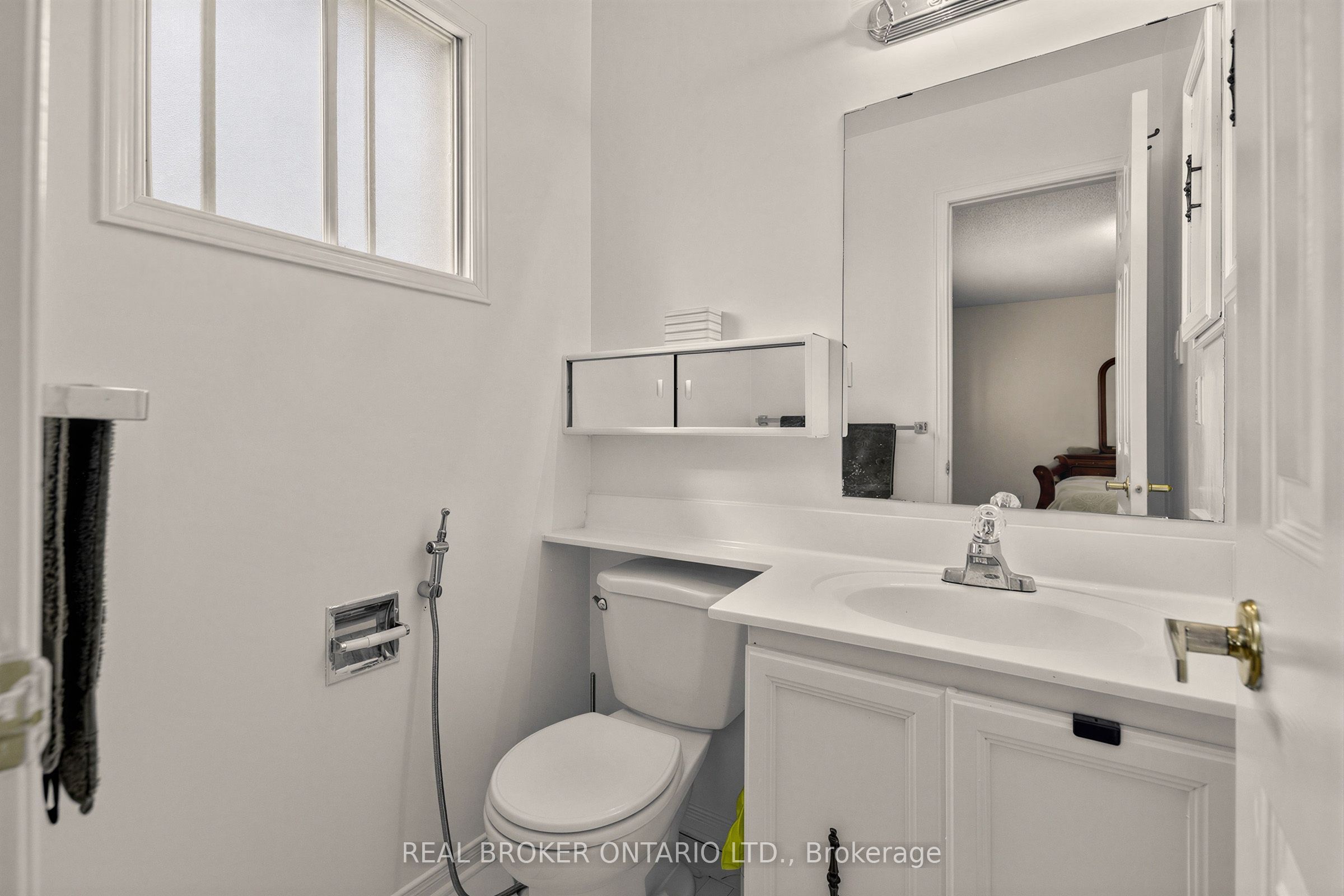 26 White Boulevard Property Photo 20