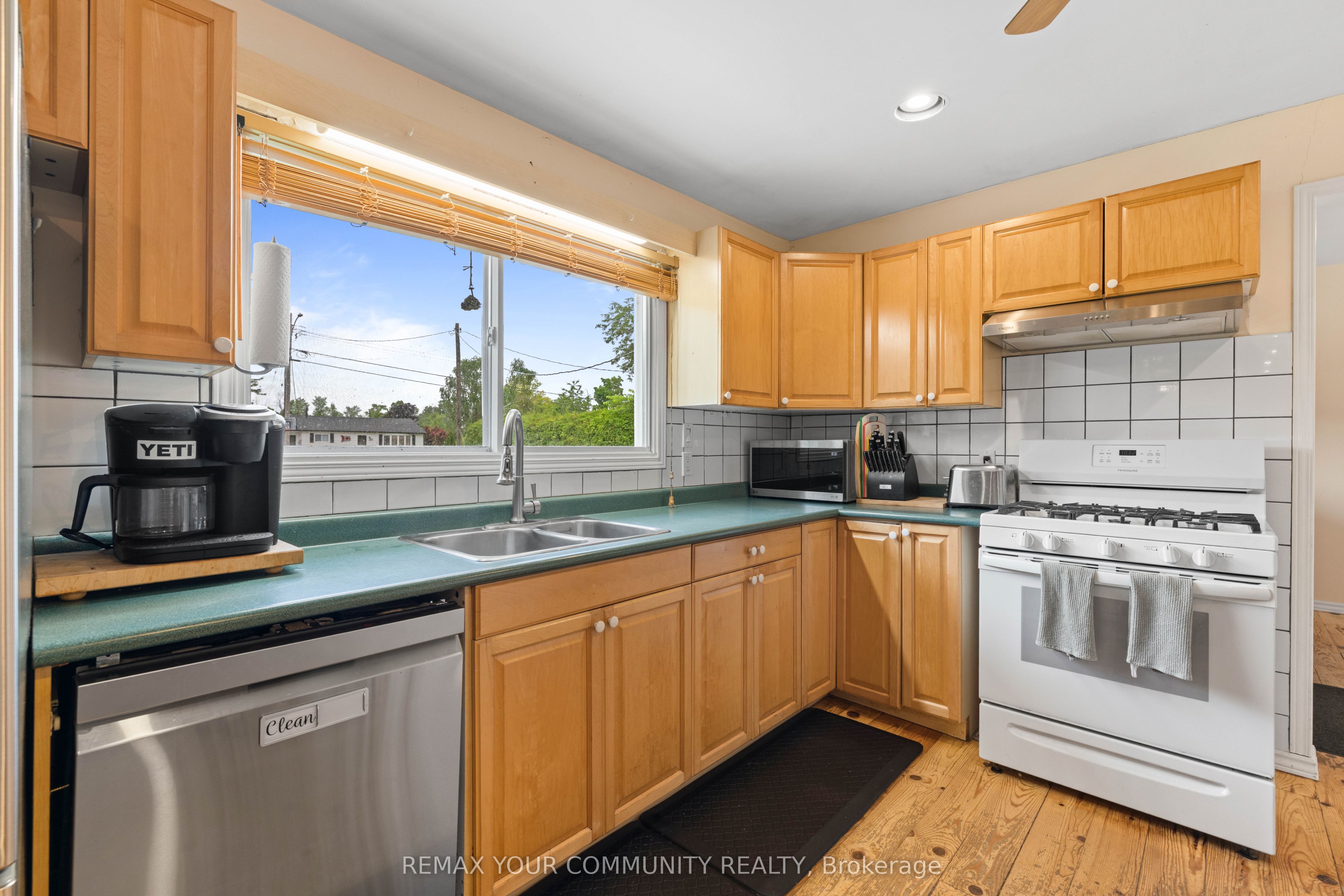 69 Virginia Boulevard Property Photo 9