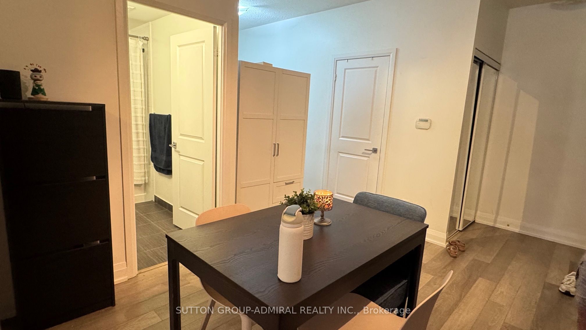 85 North Park Road 102 Property Photo 10