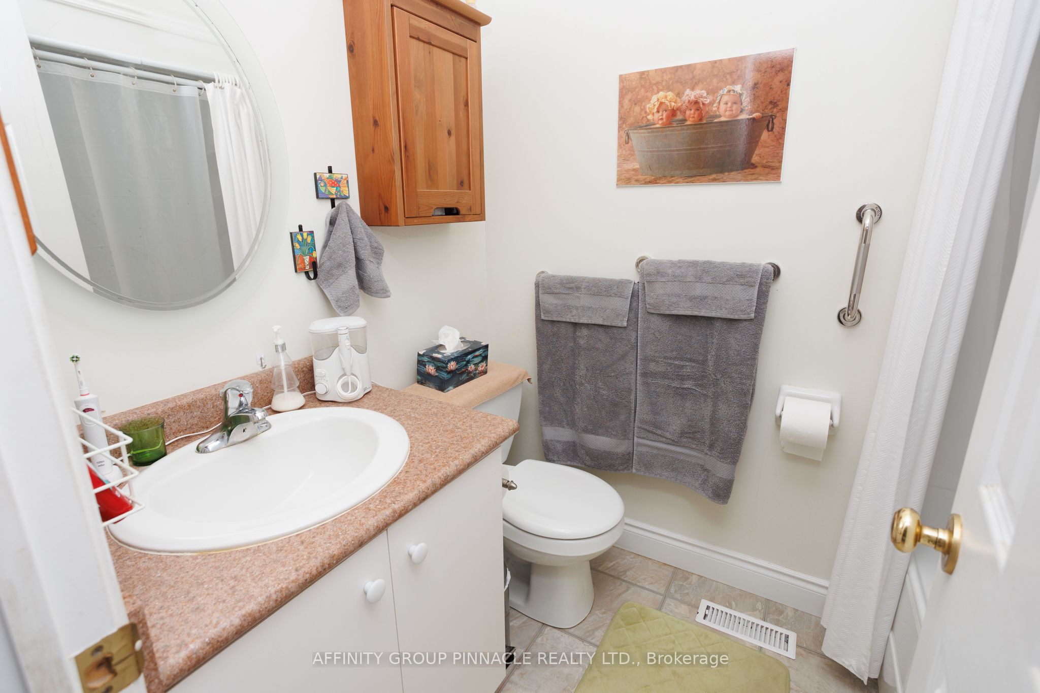 476 Bay Street Property Photo 22