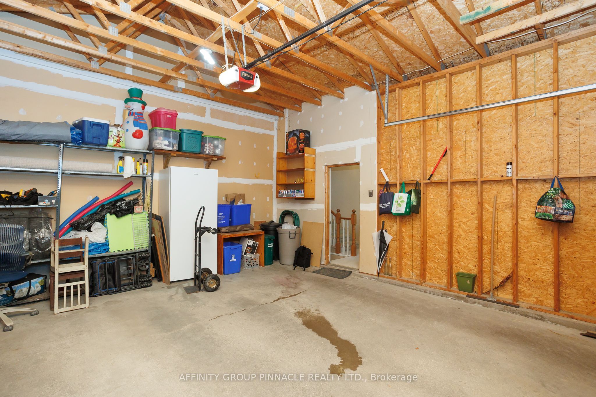 476 Bay Street Property Photo 41