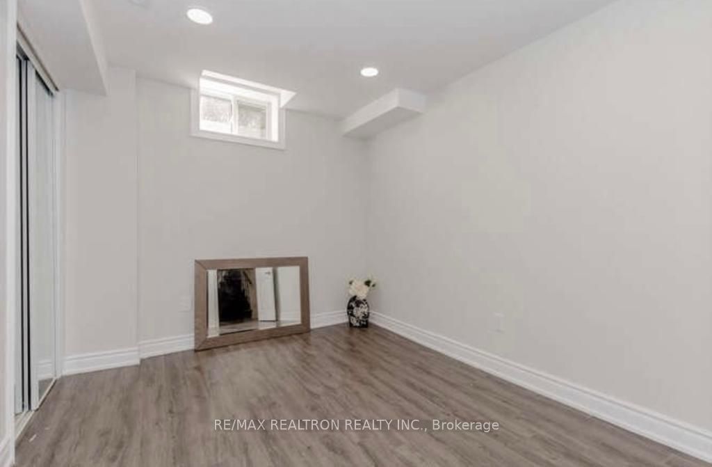 715 Shanahan Boulevard Bsmt Property Photo 6