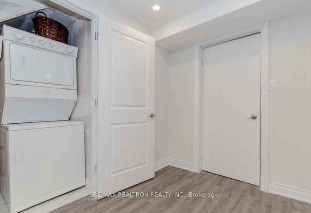 715 Shanahan Boulevard Bsmt Property Photo 9
