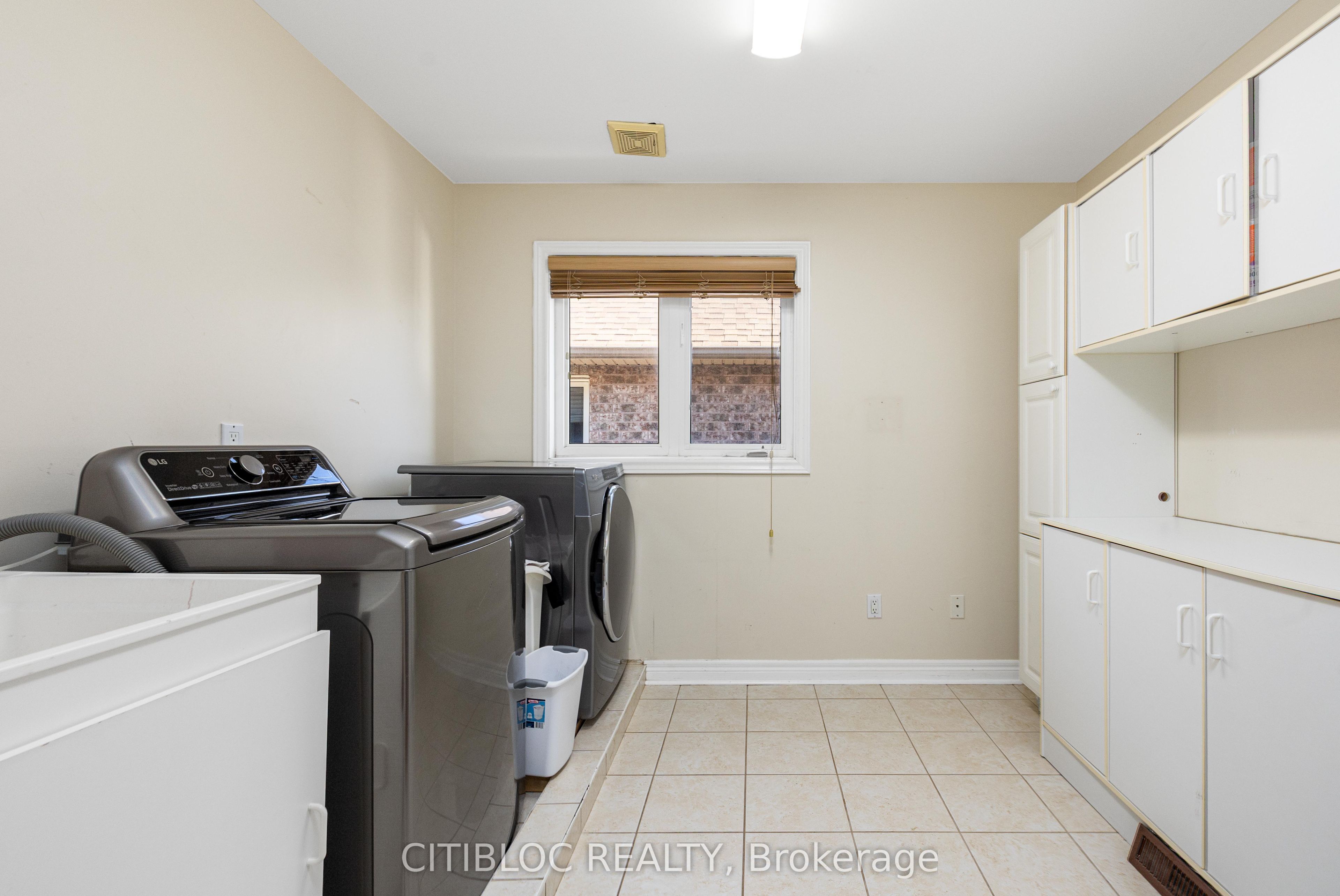 121 Silverado Trail Property Photo 29