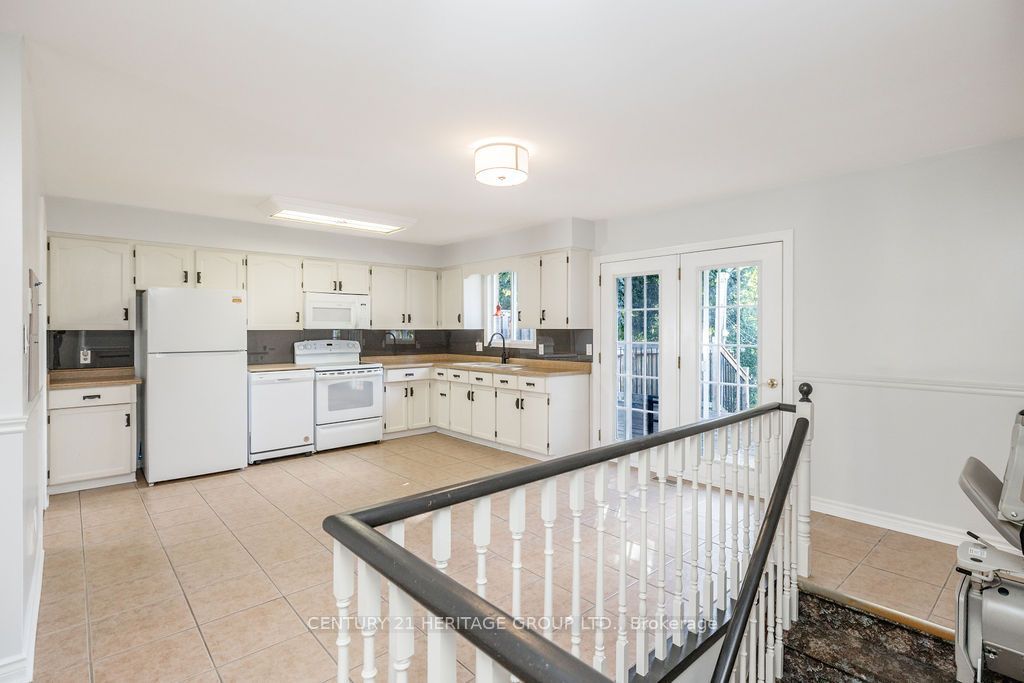 115 Cunningham Drive Property Photo 3