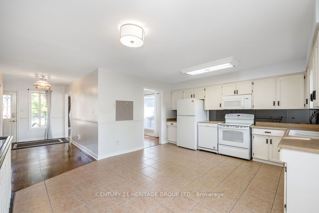 115 Cunningham Drive Property Photo 4