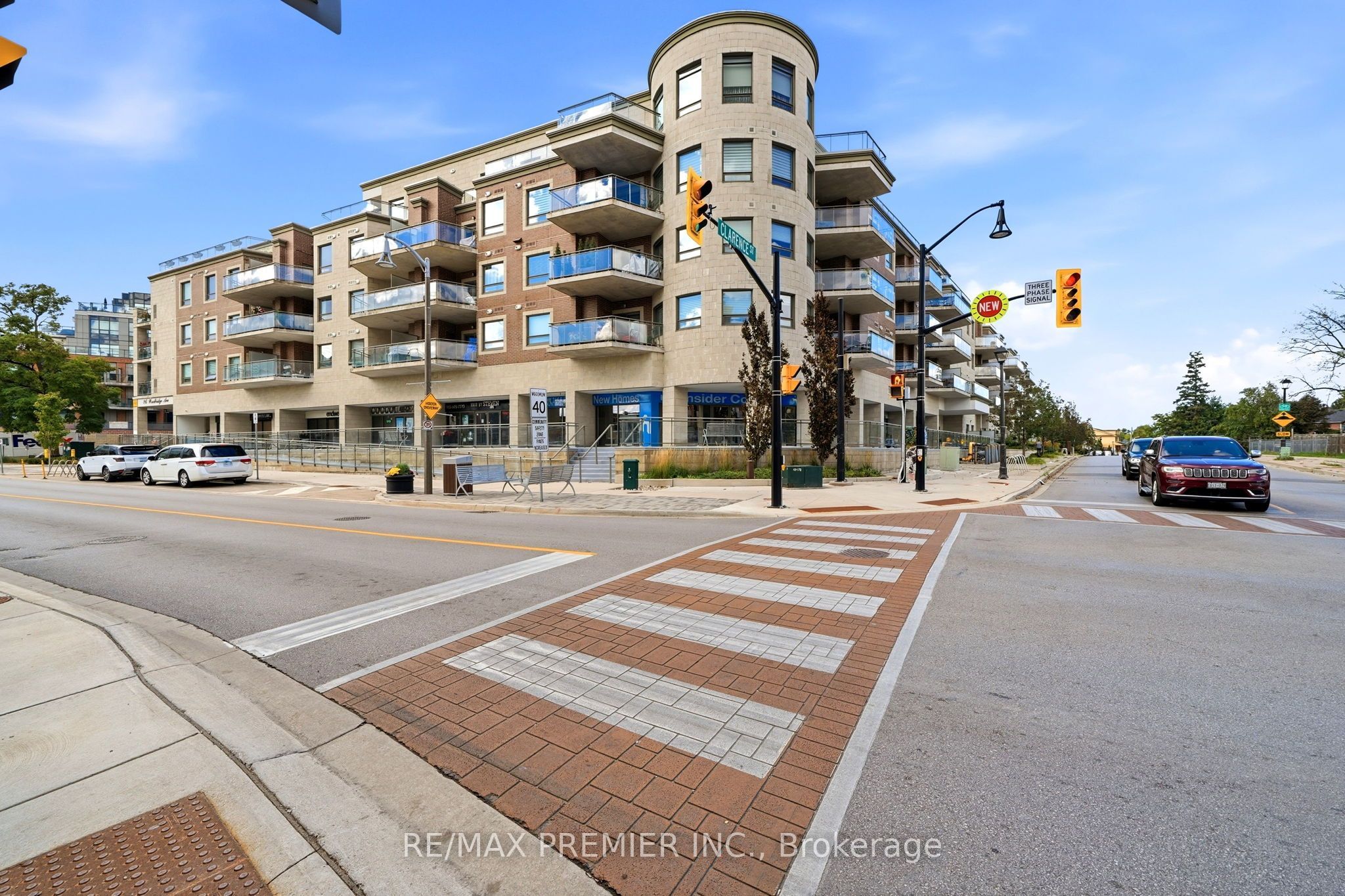 86 Woodbridge Avenue 303 Property Photo 1