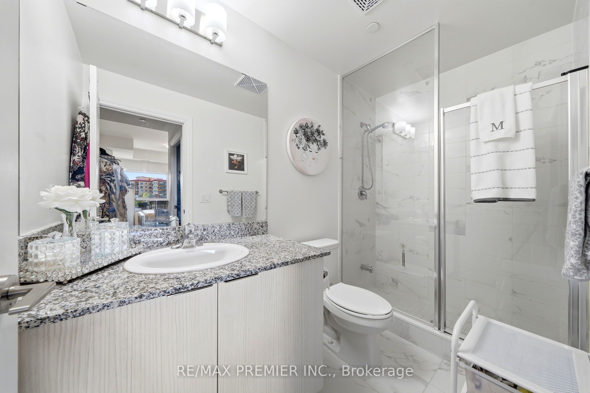 86 Woodbridge Avenue 303 Property Photo 18