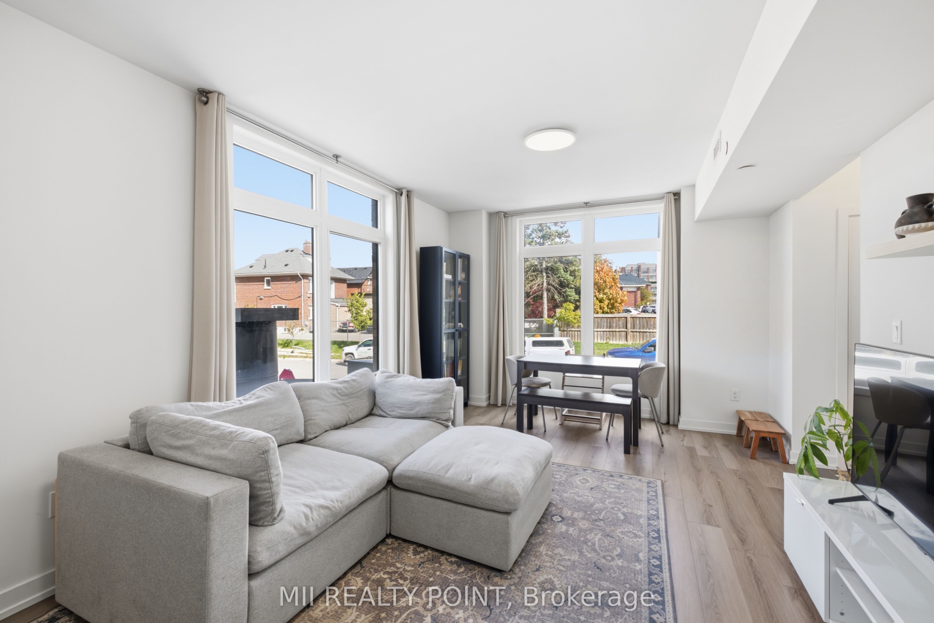56 Elizabeth Street S 1201 Property Photo 1
