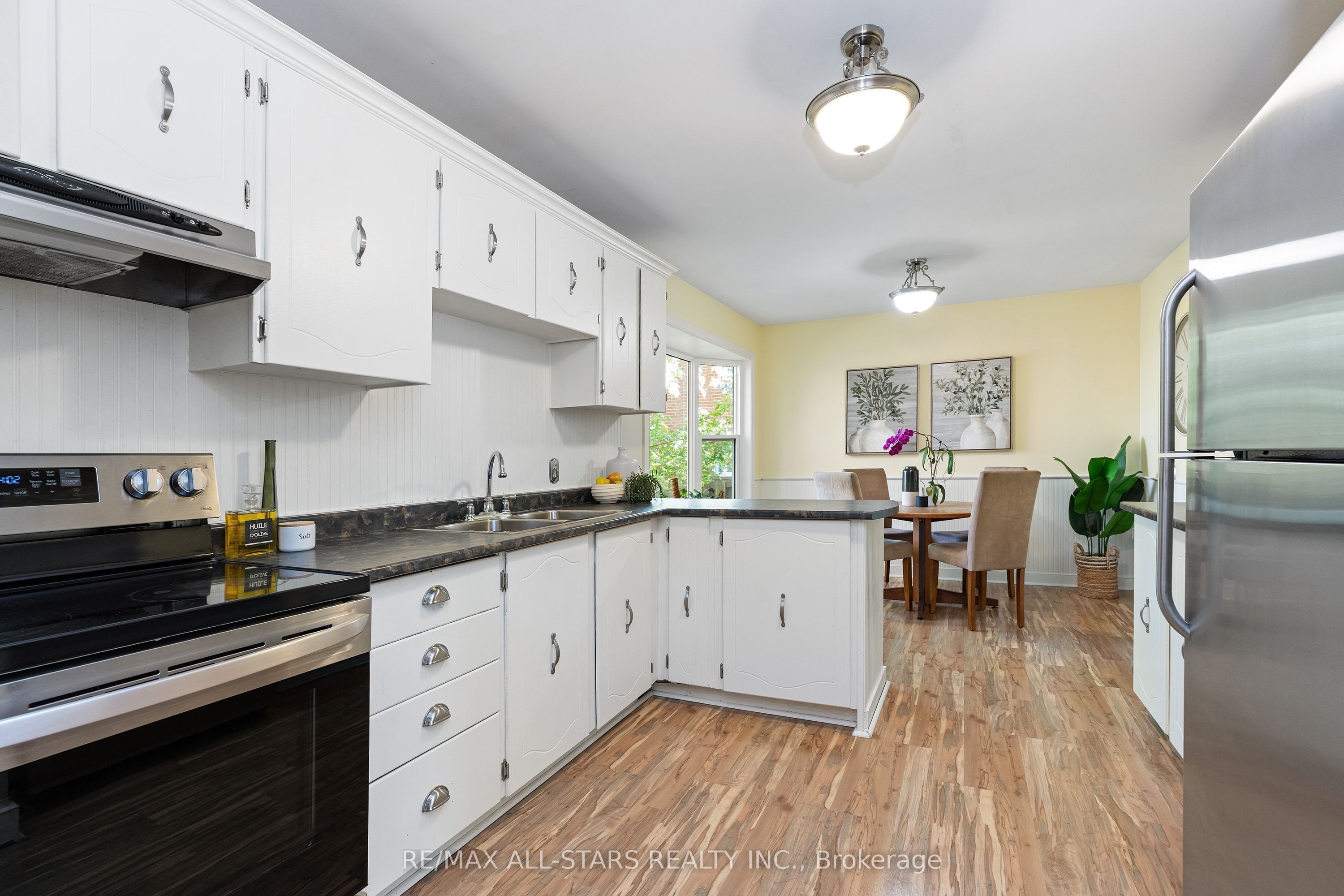209 Malton Road Property Photo 8