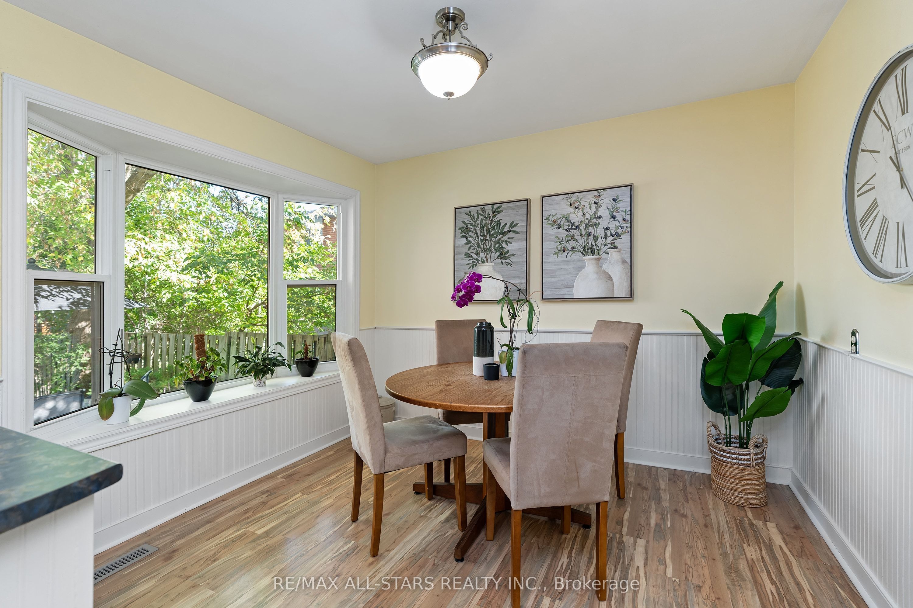 209 Malton Road Property Photo 10