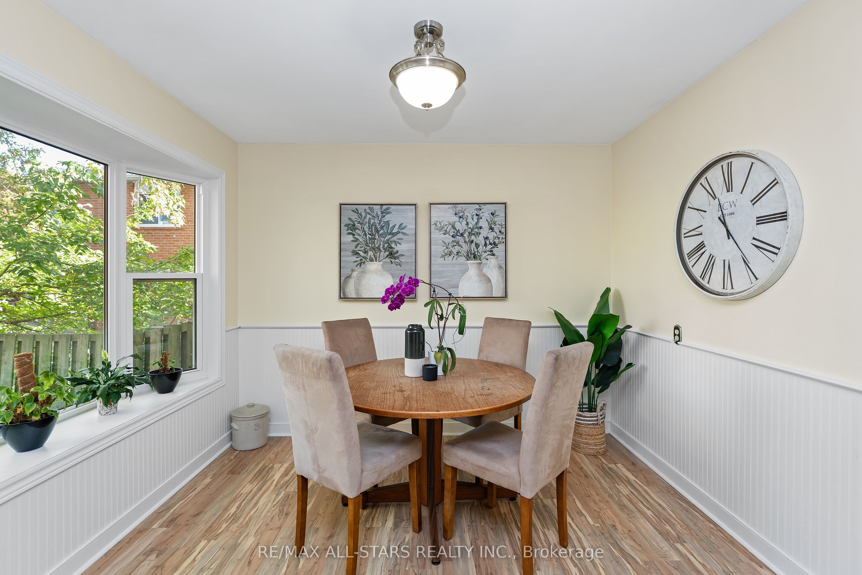 209 Malton Road Property Photo 11