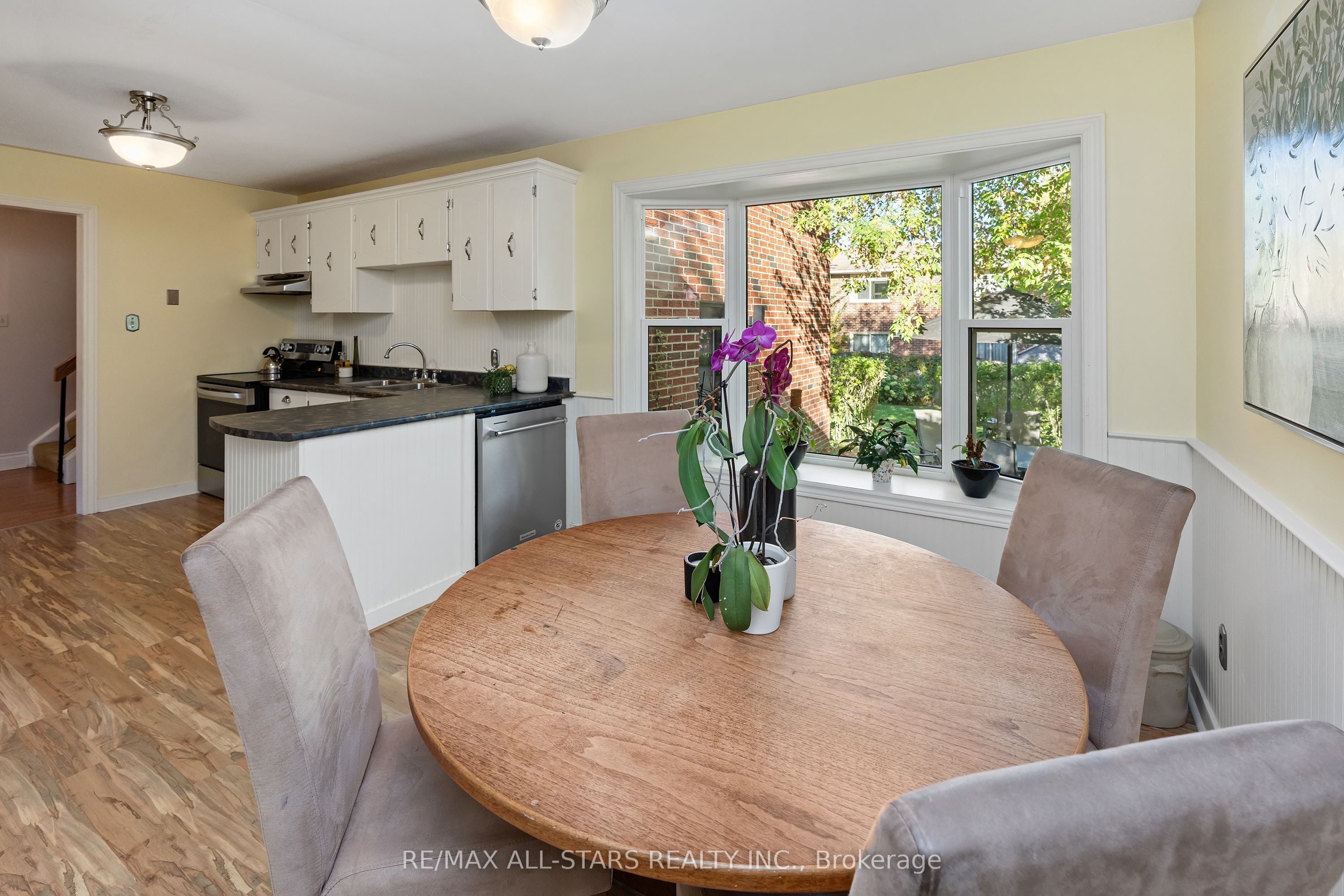 209 Malton Road Property Photo 12