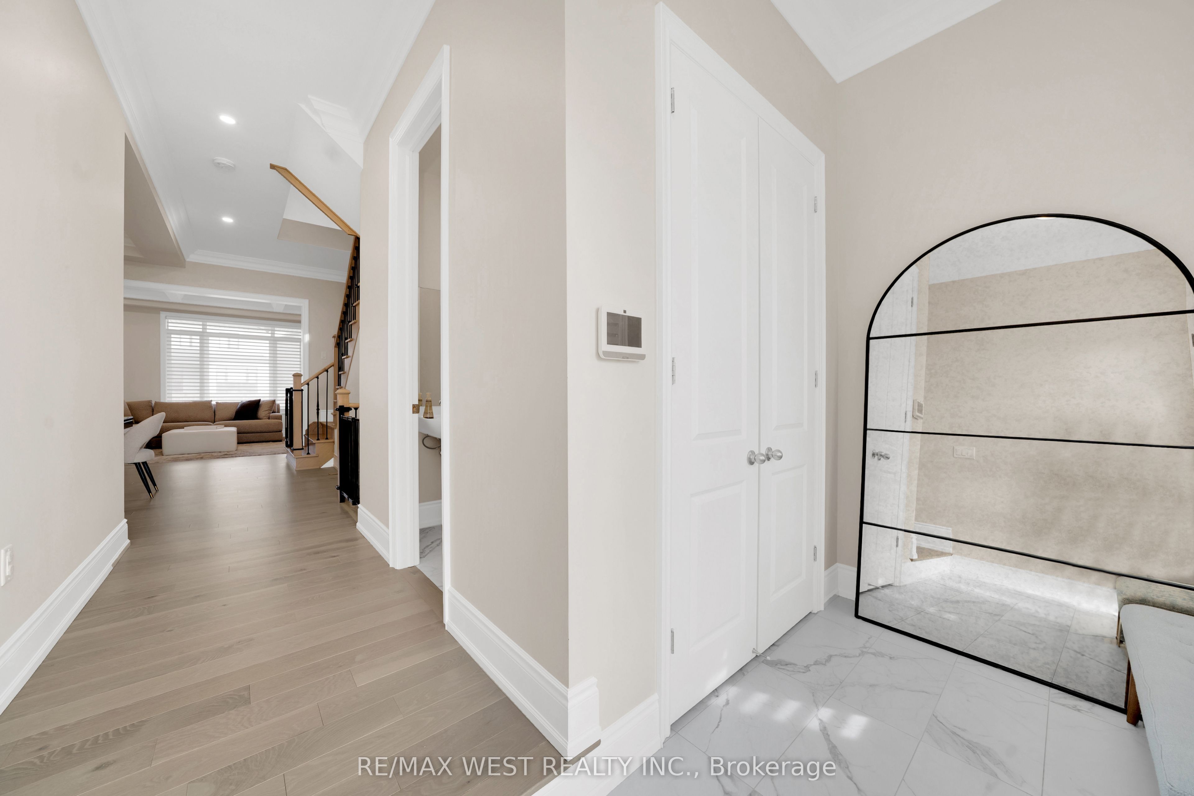201 Bellefond Street Property Photo 5
